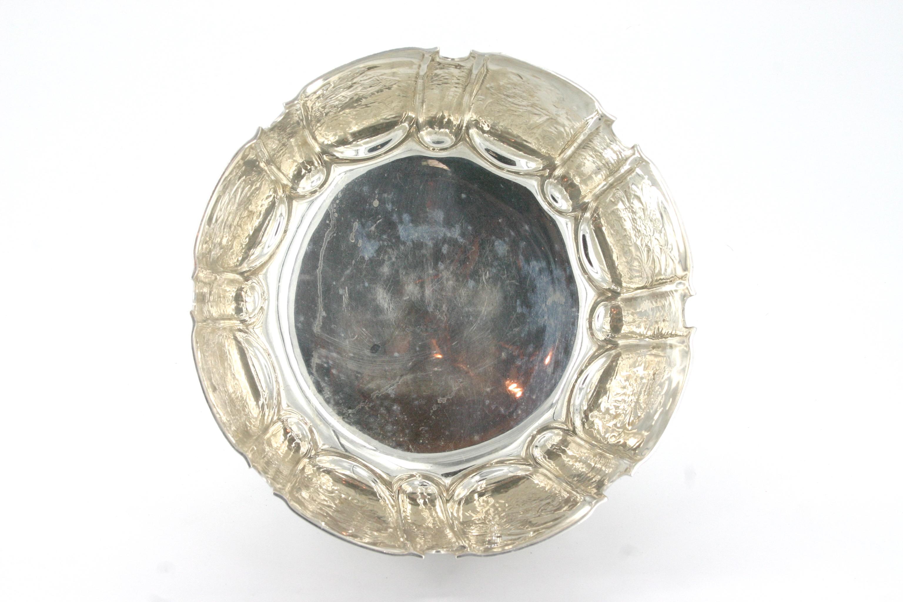 Schale aus altem englischem Silber mit Chinoiserie-Tafelaufsatz im Zustand „Gut“ im Angebot in Tarry Town, NY