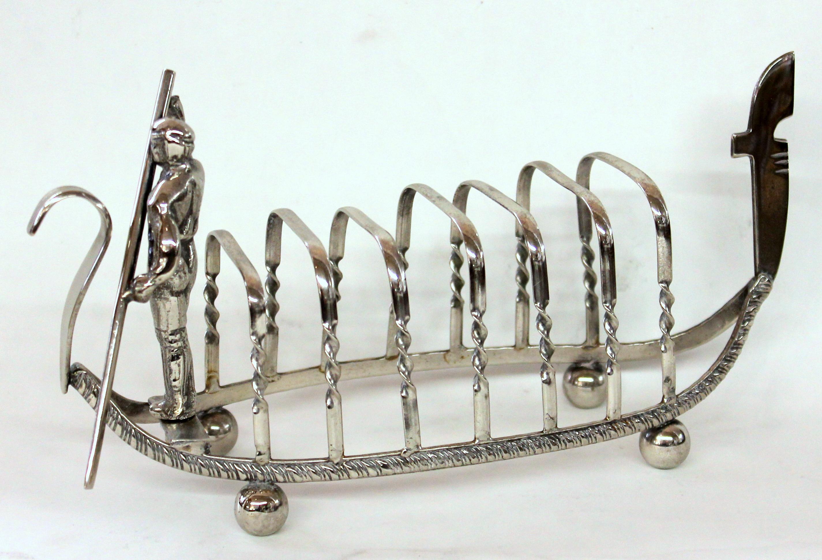 Old English Silver-Plate Gondola Shape Toast Rack with Gondolier In Good Condition In CHARLESTON, SC