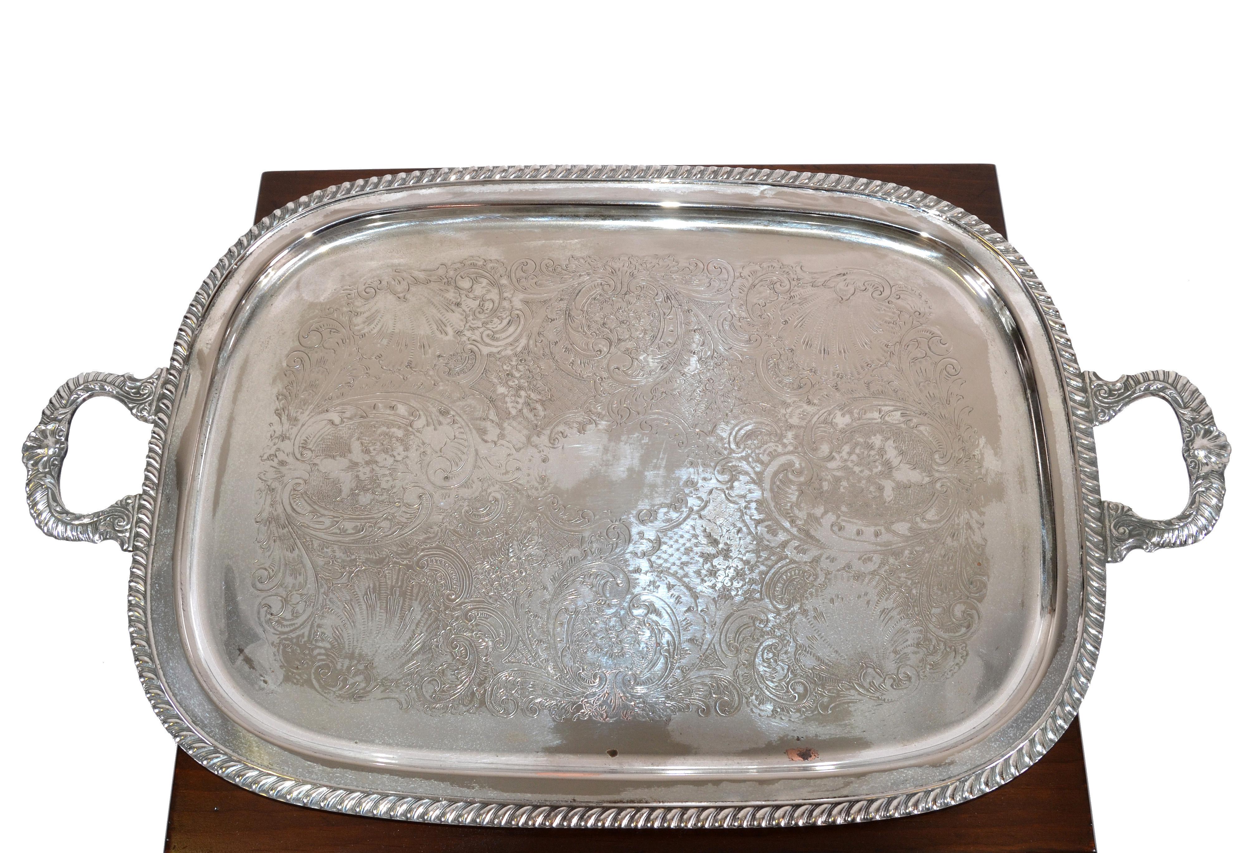 Old English Silver Plate Ornate Rectangular Footed Serving Tray with Handles.  im Angebot 6
