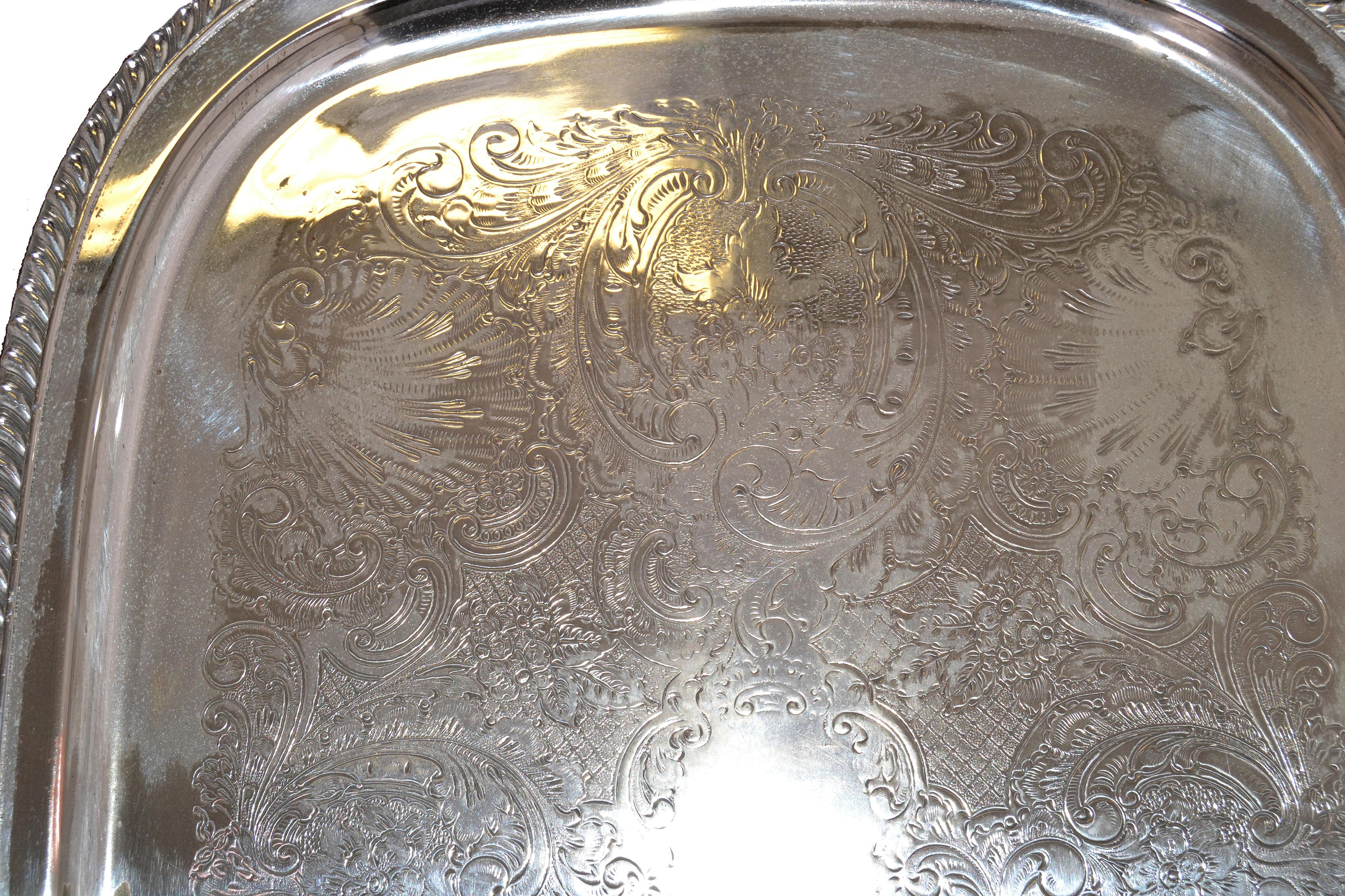 Old English Silver Plate Ornate Rectangular Footed Serving Tray with Handles.  In Good Condition For Sale In Miami, FL