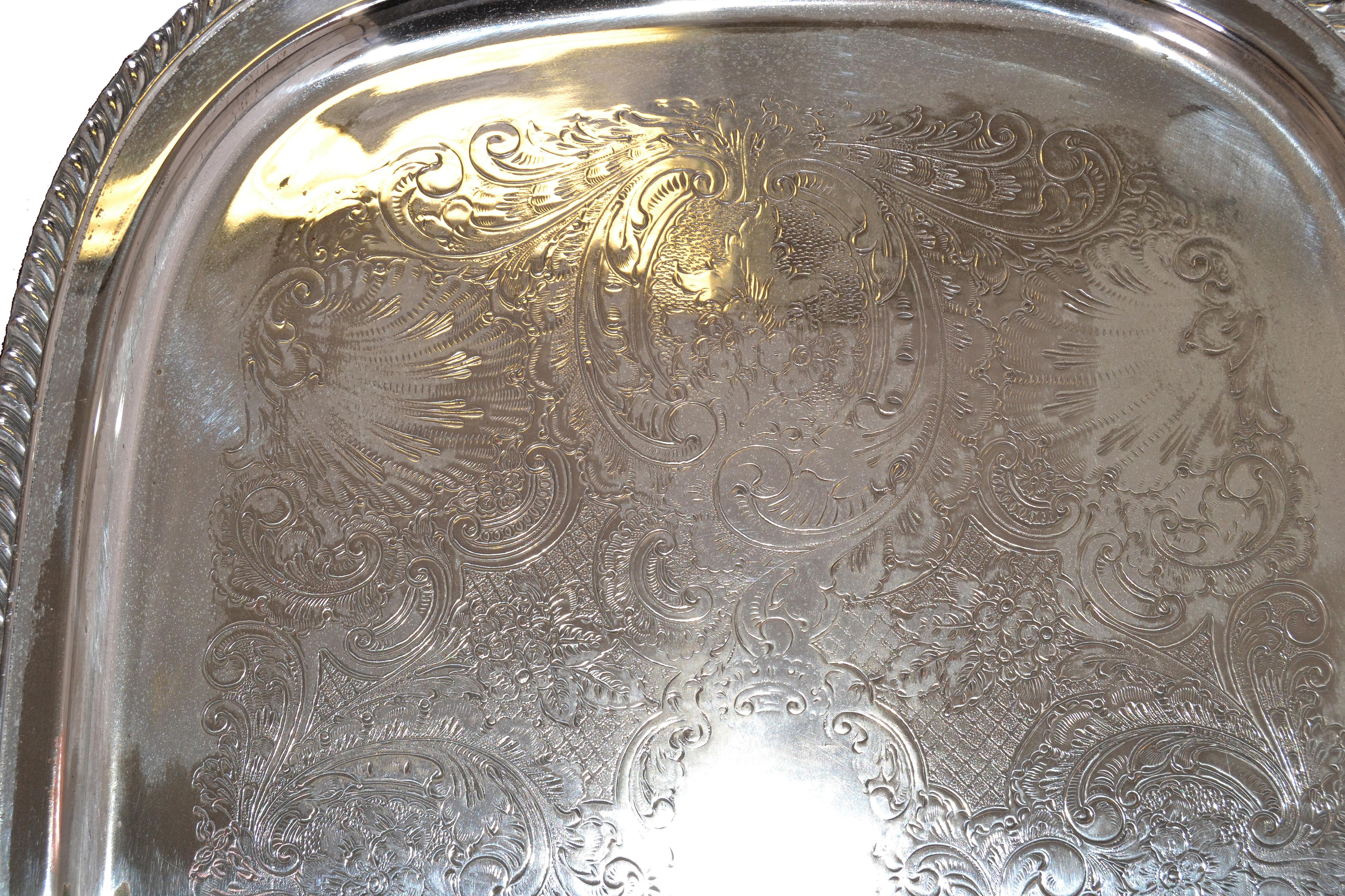 Old English Silver Plate Ornate Rectangular Footed Serving Tray with Handles. In Good Condition In Miami, FL