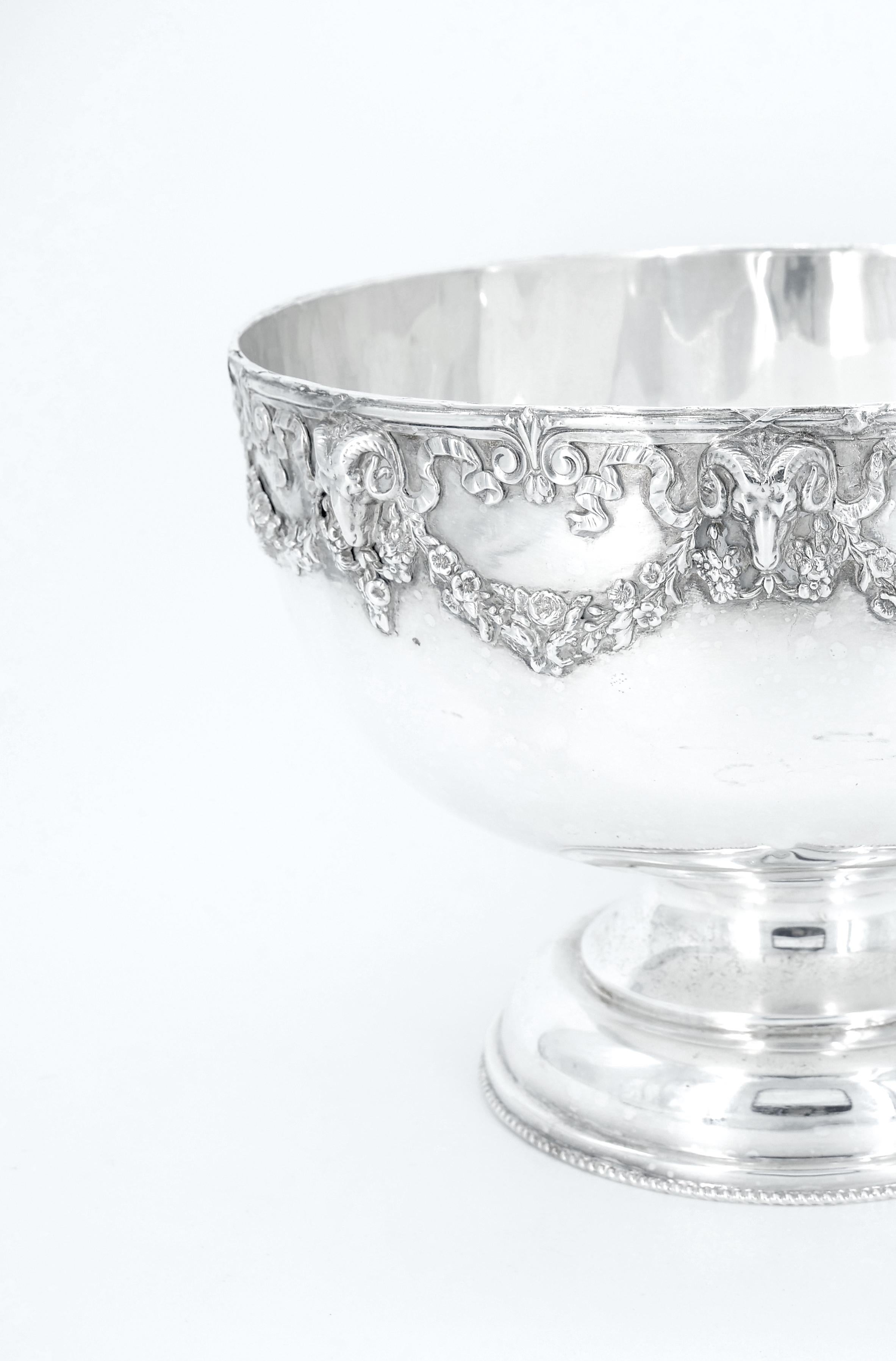 Old EnglishSilver Plate Tafelaufsatz Schale / Punch Bowl  im Angebot 3