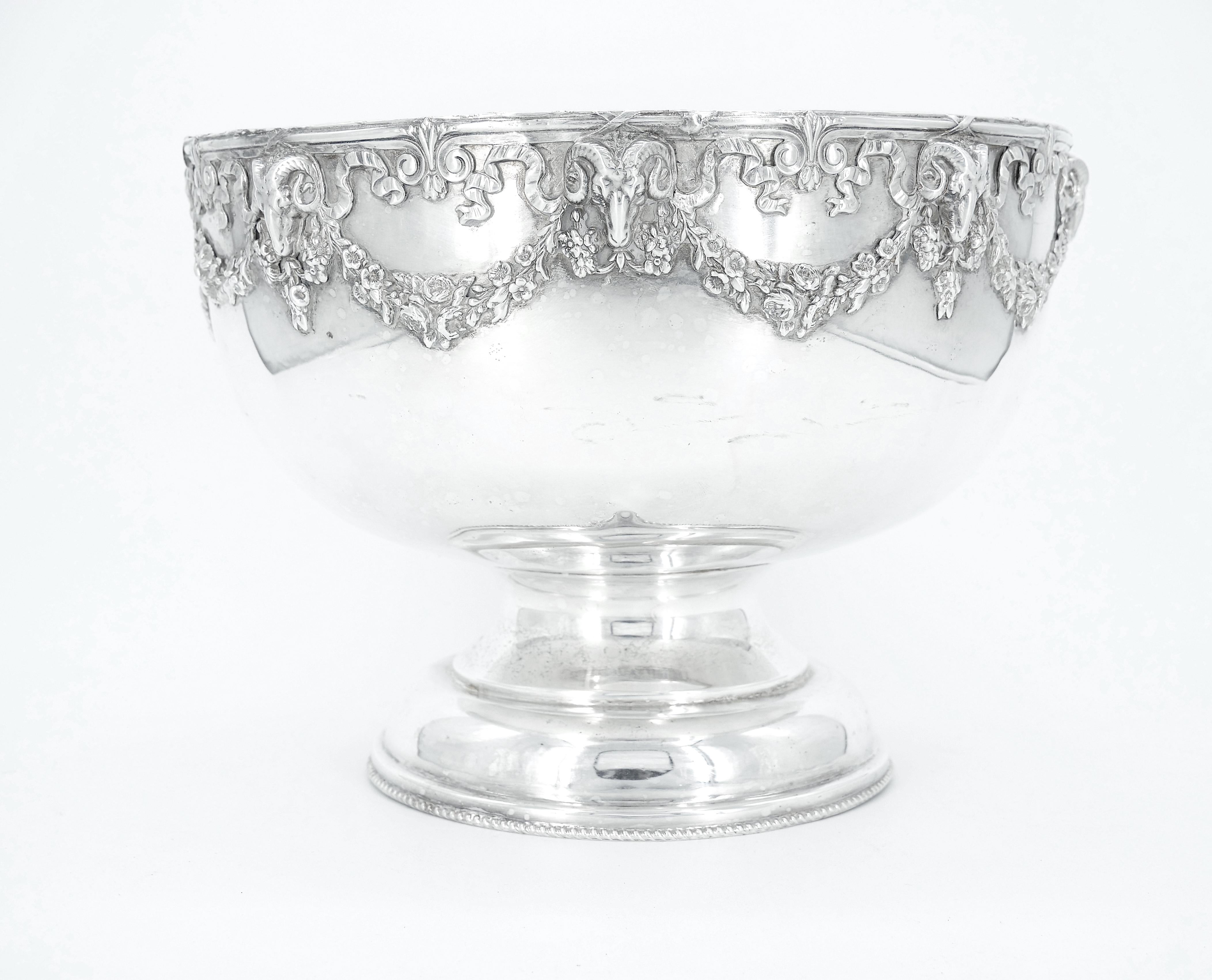 Old EnglishSilver Plate Tafelaufsatz Schale / Punch Bowl  im Angebot 4