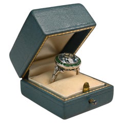 Anillo de Compromiso de Aguamarina Antiguo Euro. Halo de diamantes talla esmeralda con aguamarina de 5,30 quilates