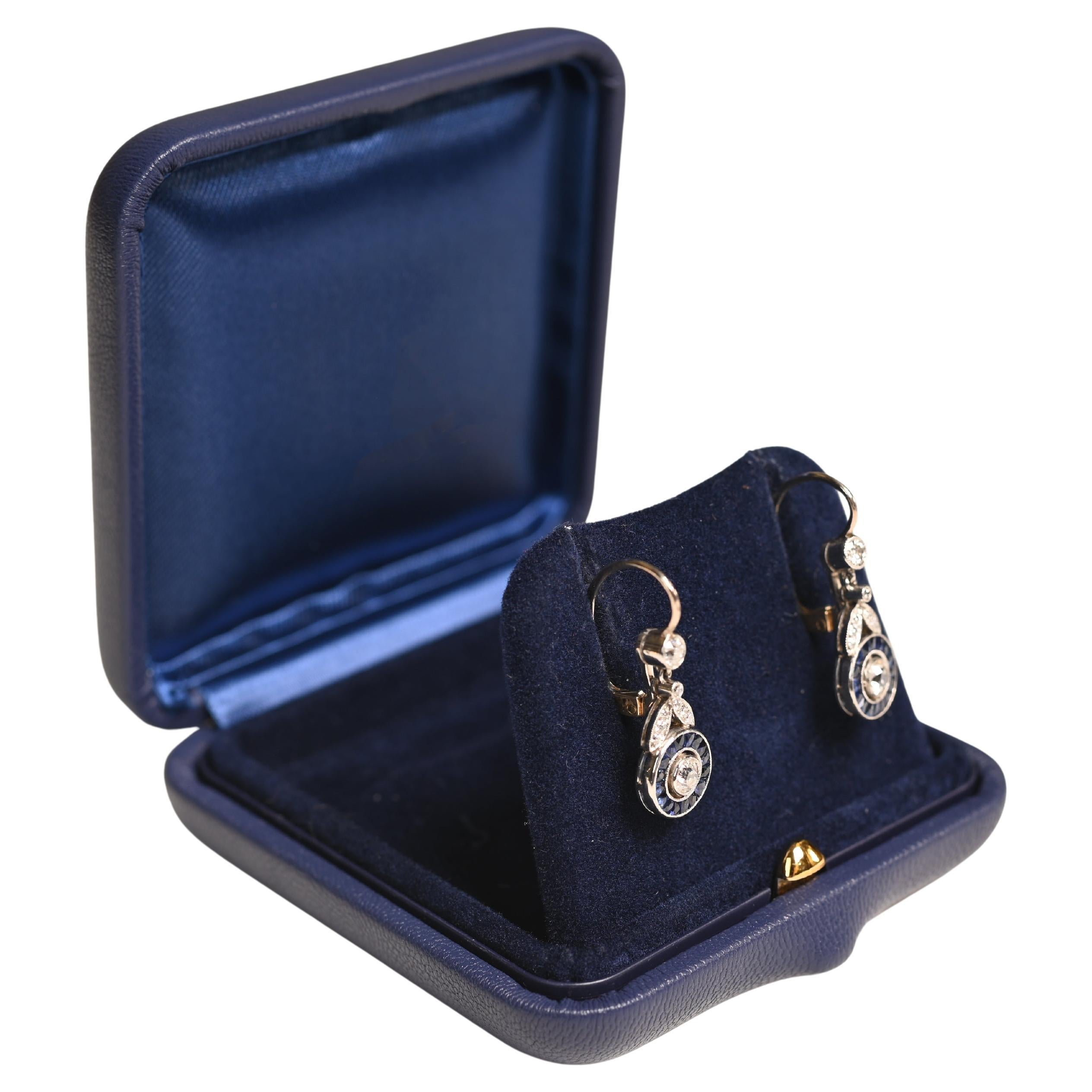 Boucles d'oreilles halo en platine et or jaune 18k avec diamant Old Euro (environ 0,10 carats)