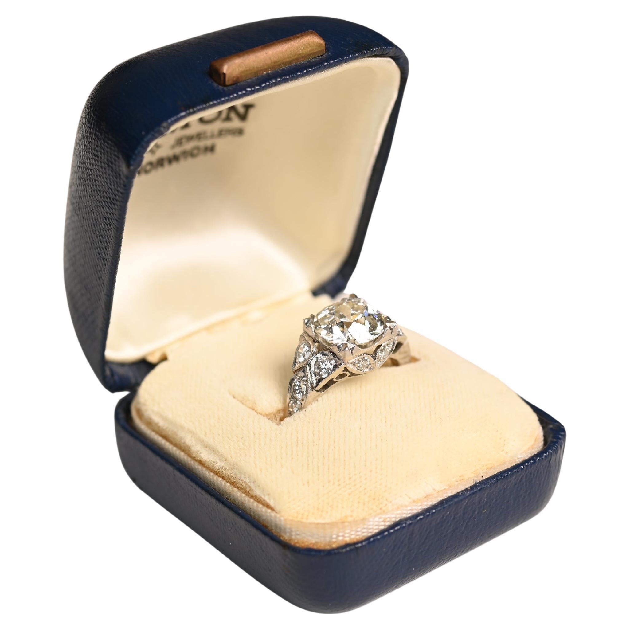 Anillo de compromiso de diamantes antiguos (aprox. 2,60 quilates), platino, diamante antiguo