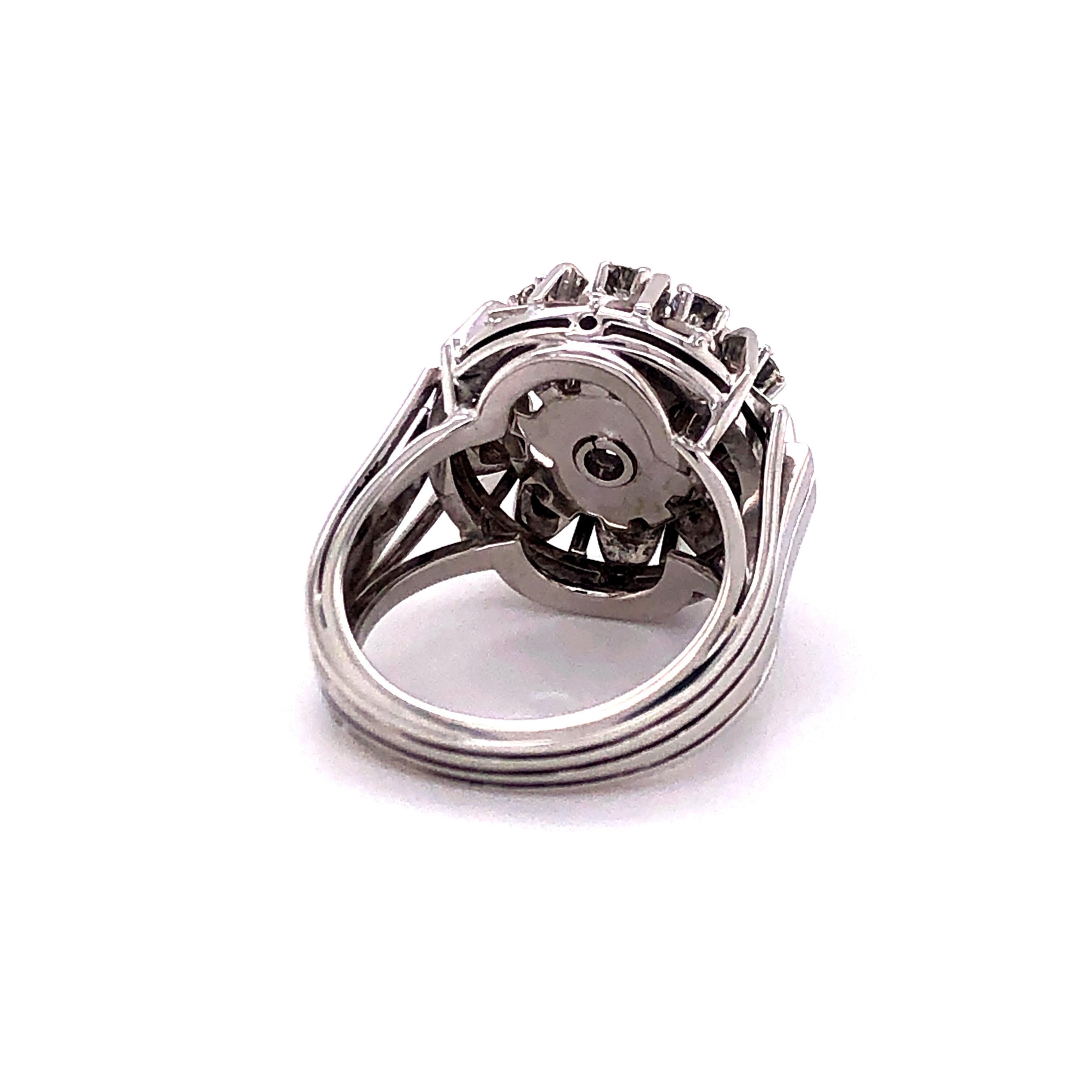 Bague en or blanc 18 carats avec diamant taille européenne ancienne en vente 5