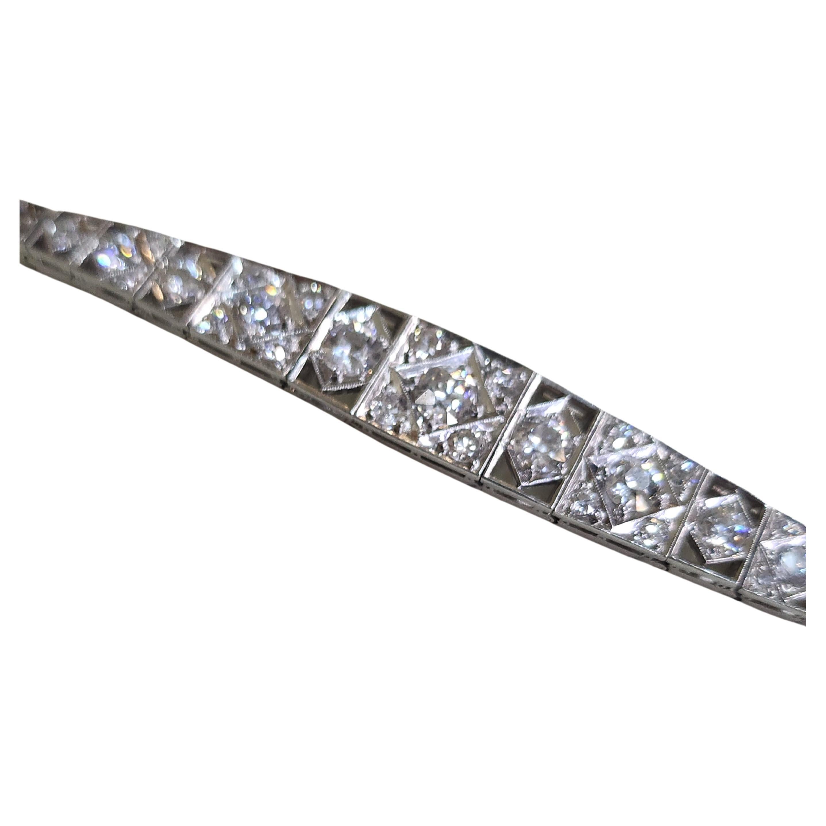Art Deco Old European Cut Diamond 4 Carats Platinum Bracelet For Sale
