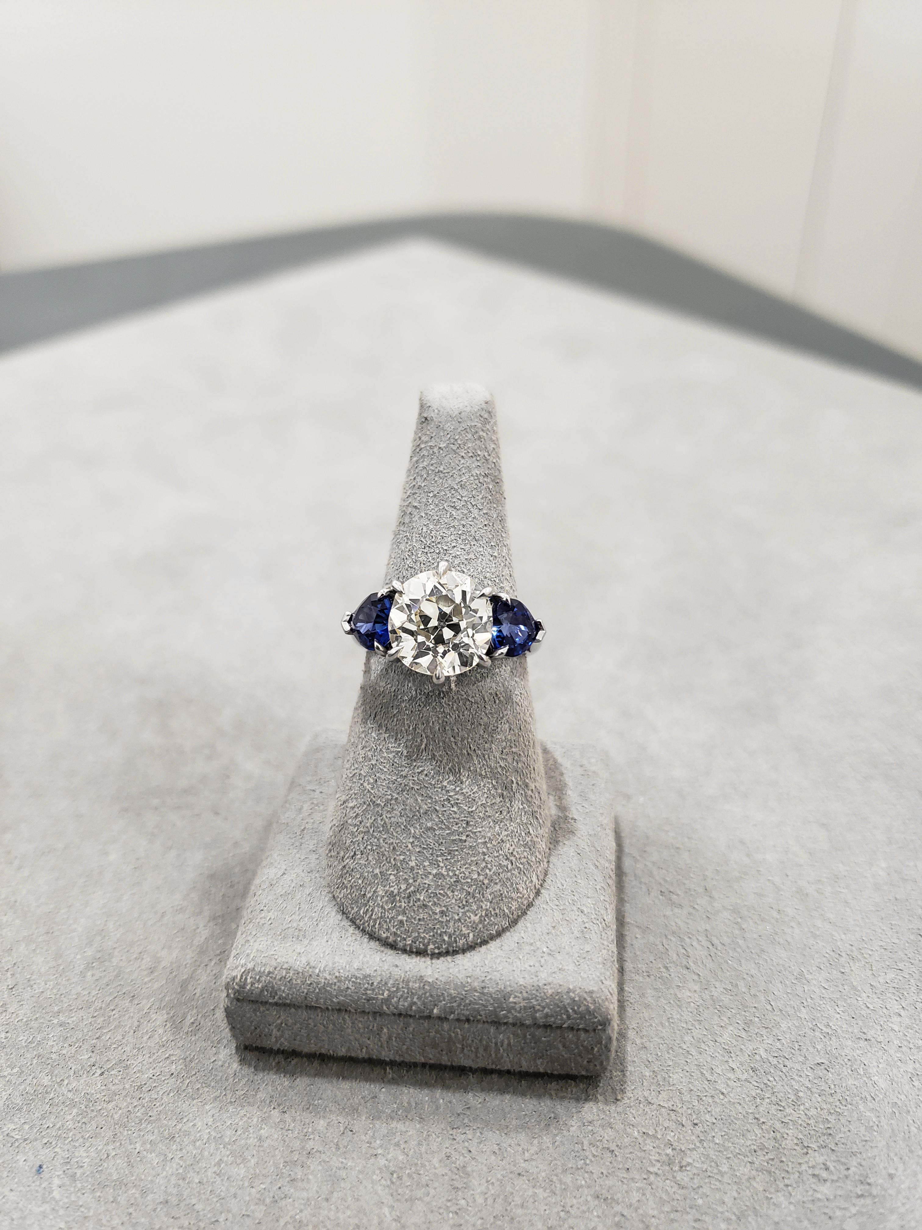Old European Cut Roman Malakov 4.04 Carat European Cut Blue Sapphire Three-Stone Engagement Ring For Sale