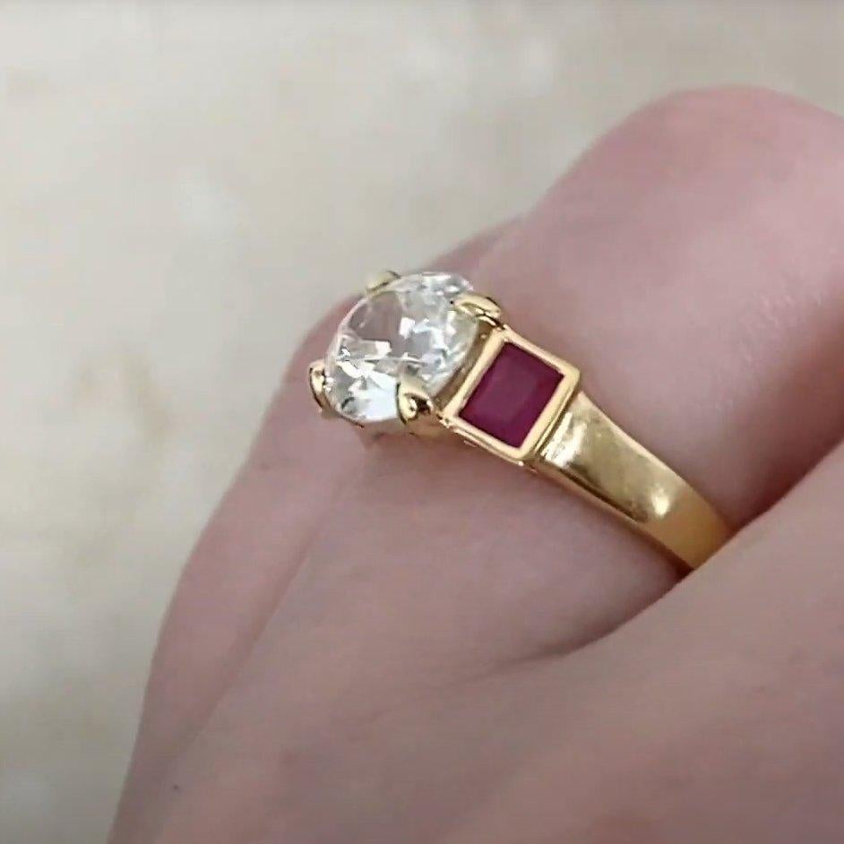 Bague en or jaune 18 carats avec diamants et rubis de taille européenne ancienne (environ 1,60 carat) Pour femmes en vente