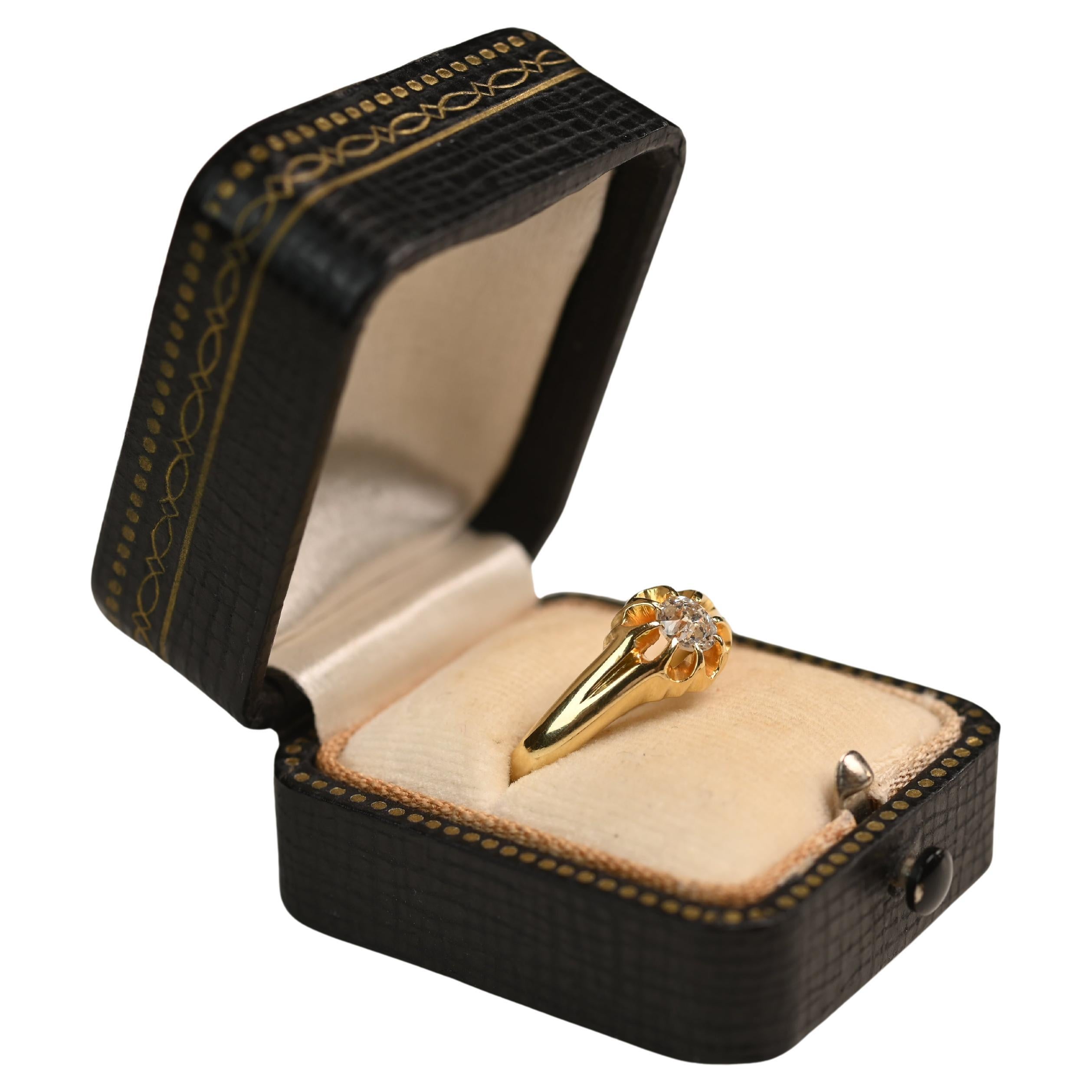 Old European Cut Diamond (Approx 0.50-Carats) Floral-Motif Ring, 18k Yellow Gold
