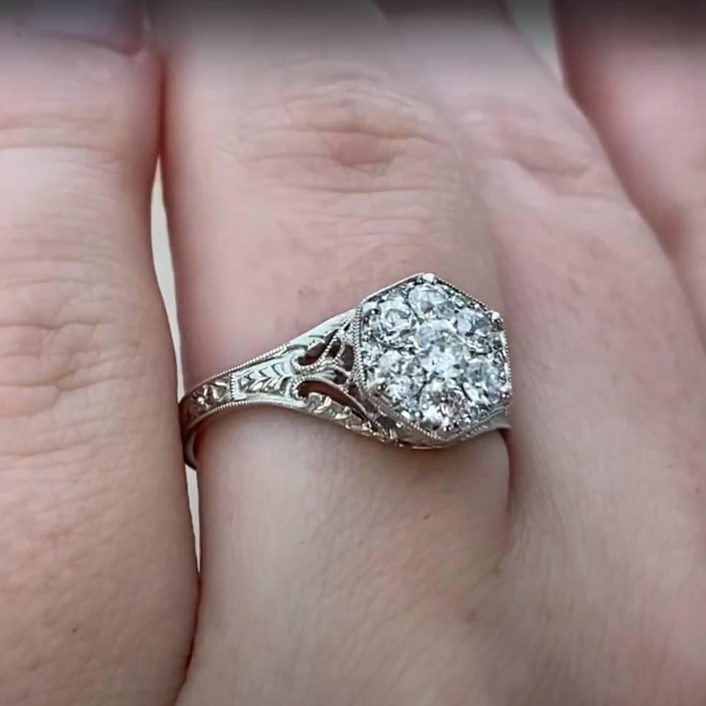 Old European Cut Diamant (ca. 0,60 Karat) Cluster-Ring, Platin im Zustand „Hervorragend“ im Angebot in New York, NY