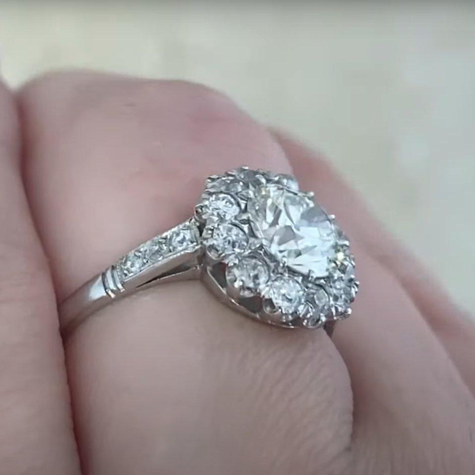 Taille vieille Europe Diamant ancien de taille européenne (Approx. Bague grappe GIA de 1,20 carat, platine en vente
