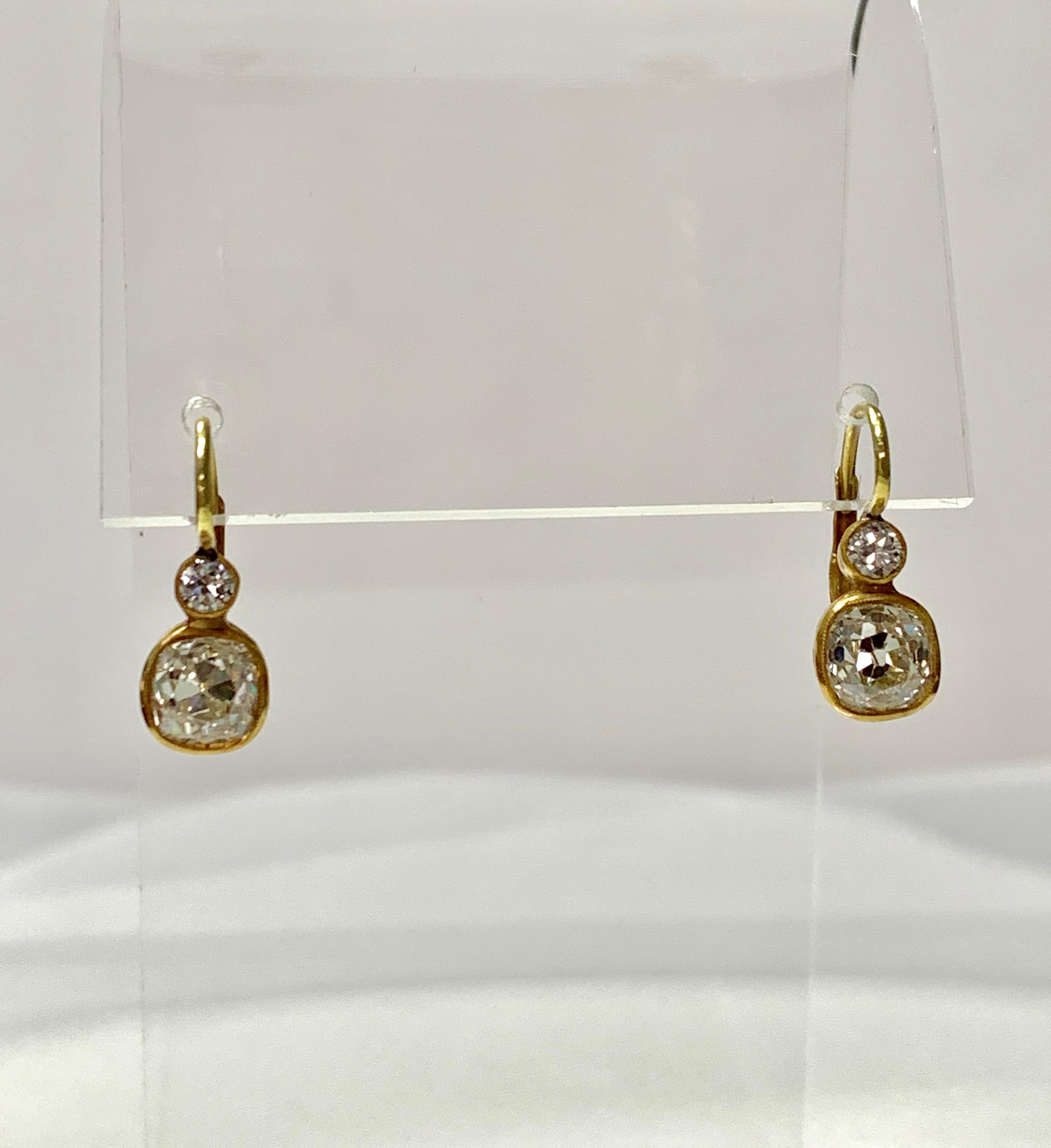 Old Mine Cut Diamond Dangle Earrings in 18 Karat Yellow Gold 3