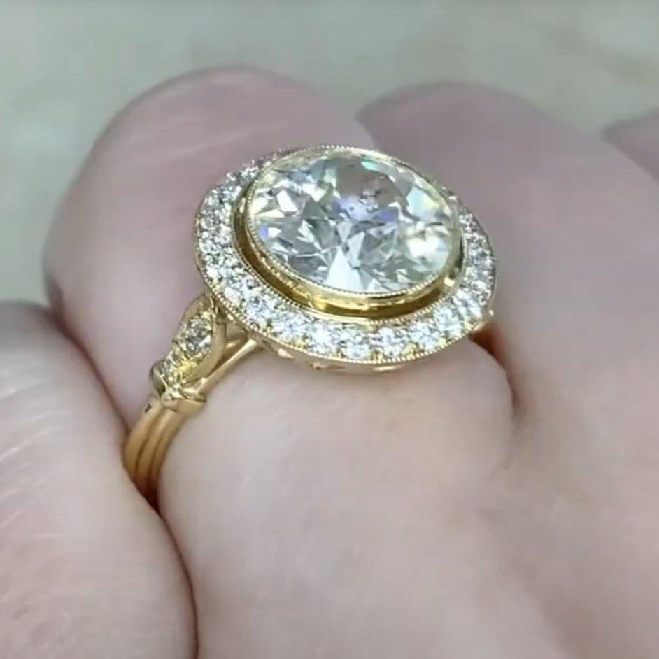Anillo de compromiso con halo de diamantes talla europea antigua (aprox. 3,20 quilates), oro amarillo Corte europeo antiguo en venta