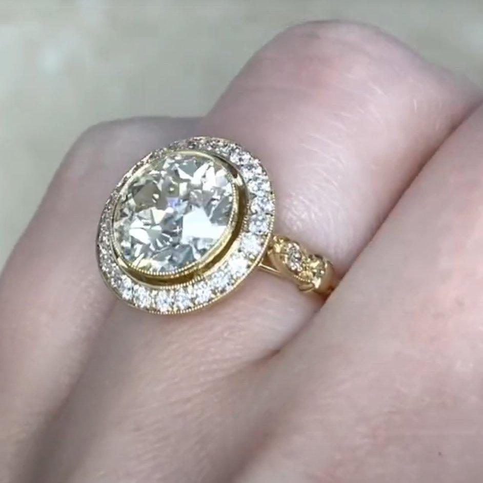 De las mujeres Anillo de compromiso con halo de diamantes talla europea antigua (aprox. 3,20 quilates), oro amarillo en venta