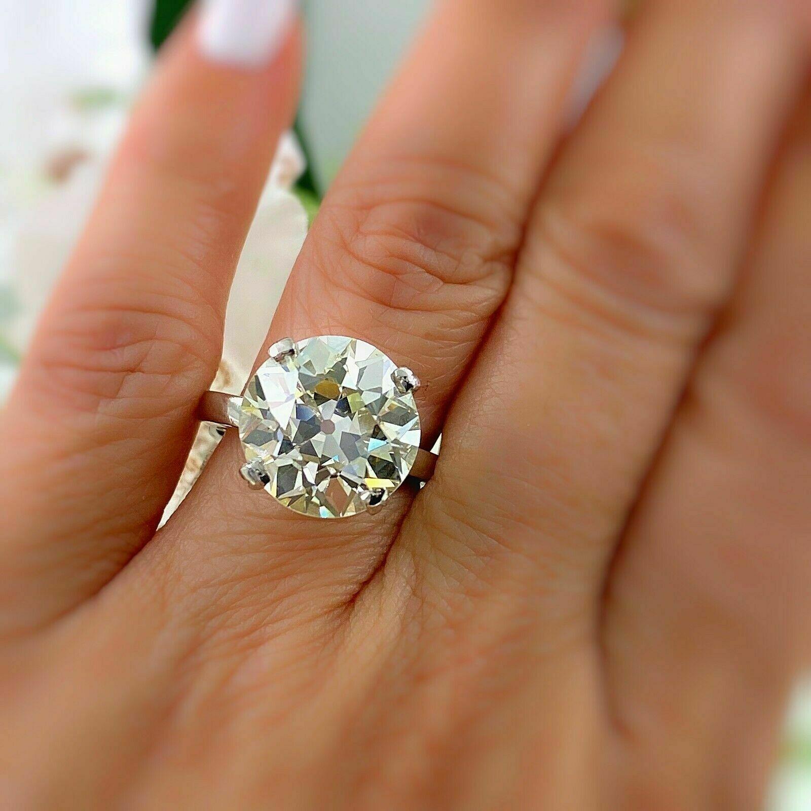 Women's or Men's Old European Cut Diamond Platinum Engagement Ring 9.04 Carats S-T VS2 For Sale