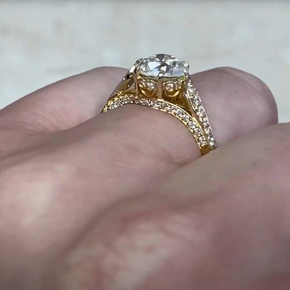 Anillo de compromiso de diamantes talla europea antigua (aprox. 1,40 quilates), oro amarillo de 18k en Excelente estado para la venta en New York, NY