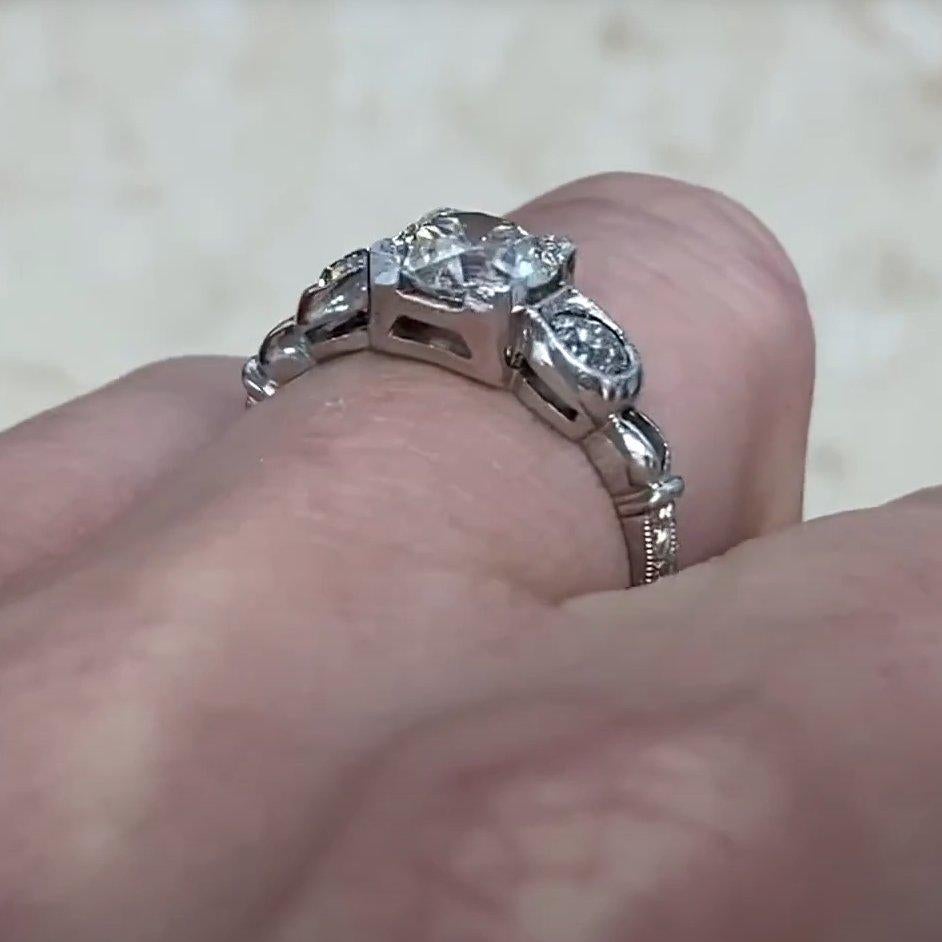 Anillo de compromiso de diamantes talla europea antigua (GIA aprox. 1.00 quilates), platino en Excelente estado para la venta en New York, NY