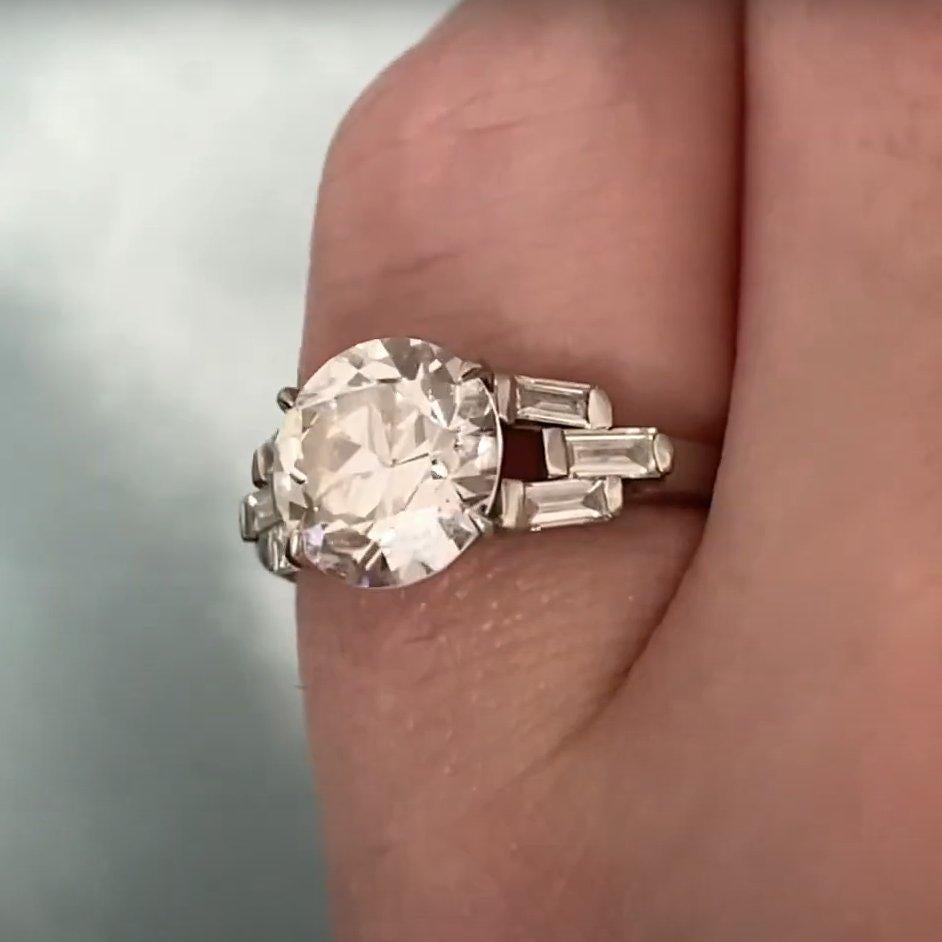 Bague de fiançailles en platine avec diamant taille européenne ancienne (environ 2 carats, certifié GIA) Excellent état - En vente à New York, NY