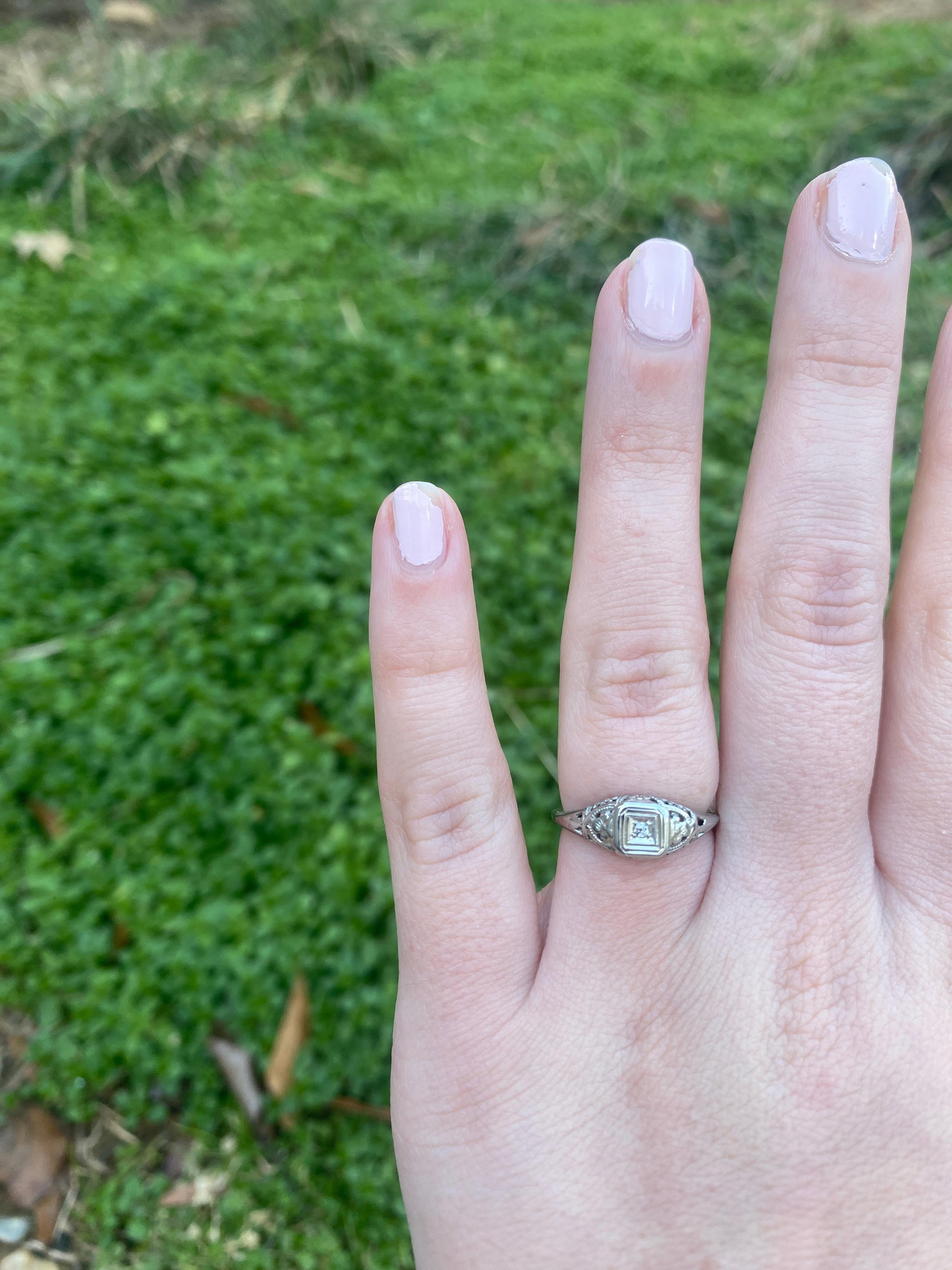 Old European Cut Diamond Filigree Engagement Ring, 18k White Gold, Ring Size 5.5 For Sale 3