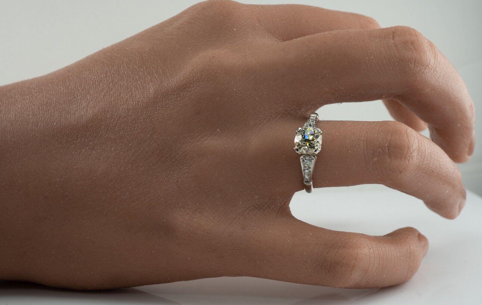 Taglio antico europeo Anello con diamanti taglio europeo 0,90 ct in platino 1,08 ct TDW Vintage Engagement in vendita