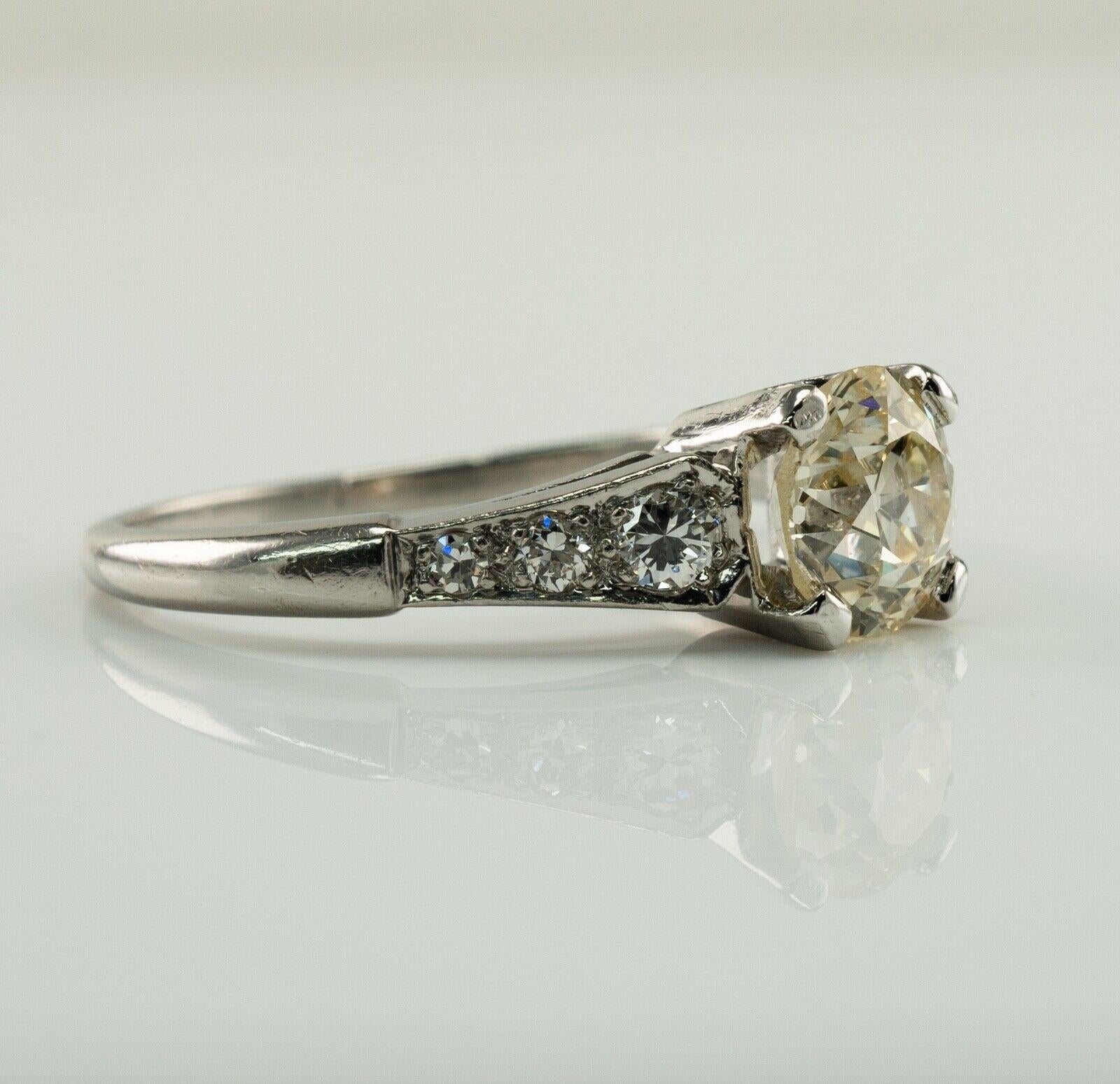 Anello con diamanti taglio europeo 0,90 ct in platino 1,08 ct TDW Vintage Engagement in vendita 1