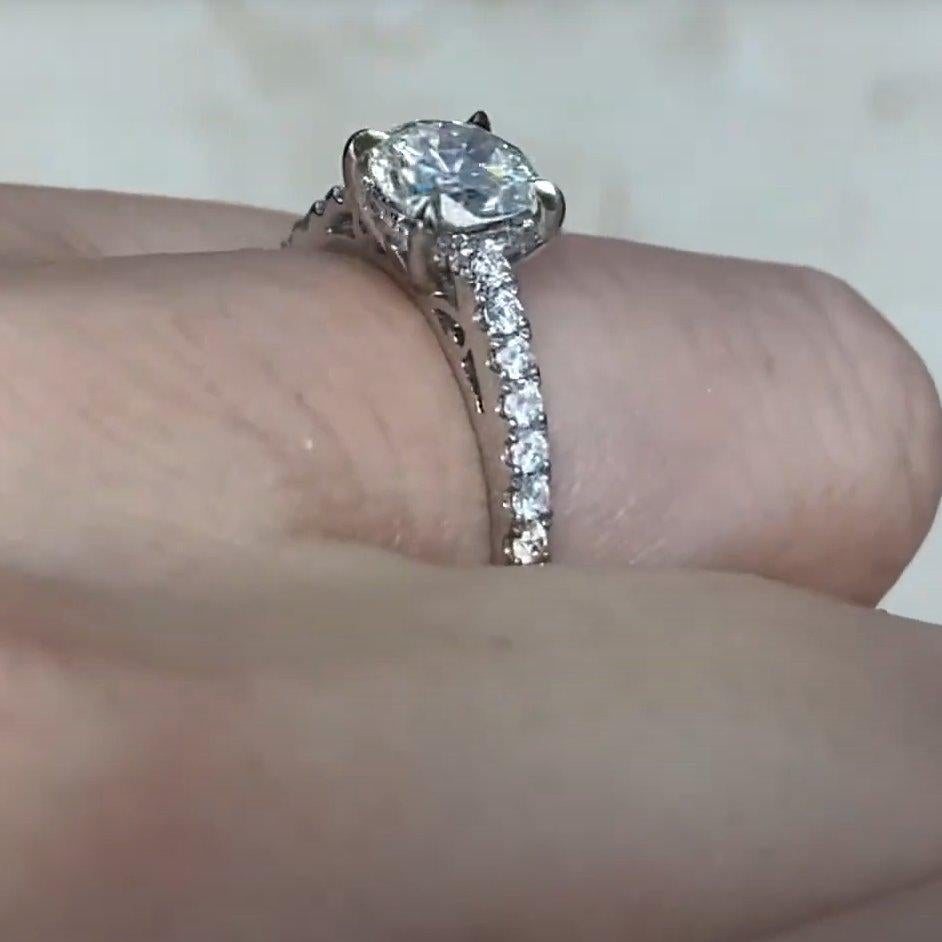 Donna Anello con diamante vecchio taglio europeo (GIA circa 0,9 carati), oro bianco 18 carati in vendita