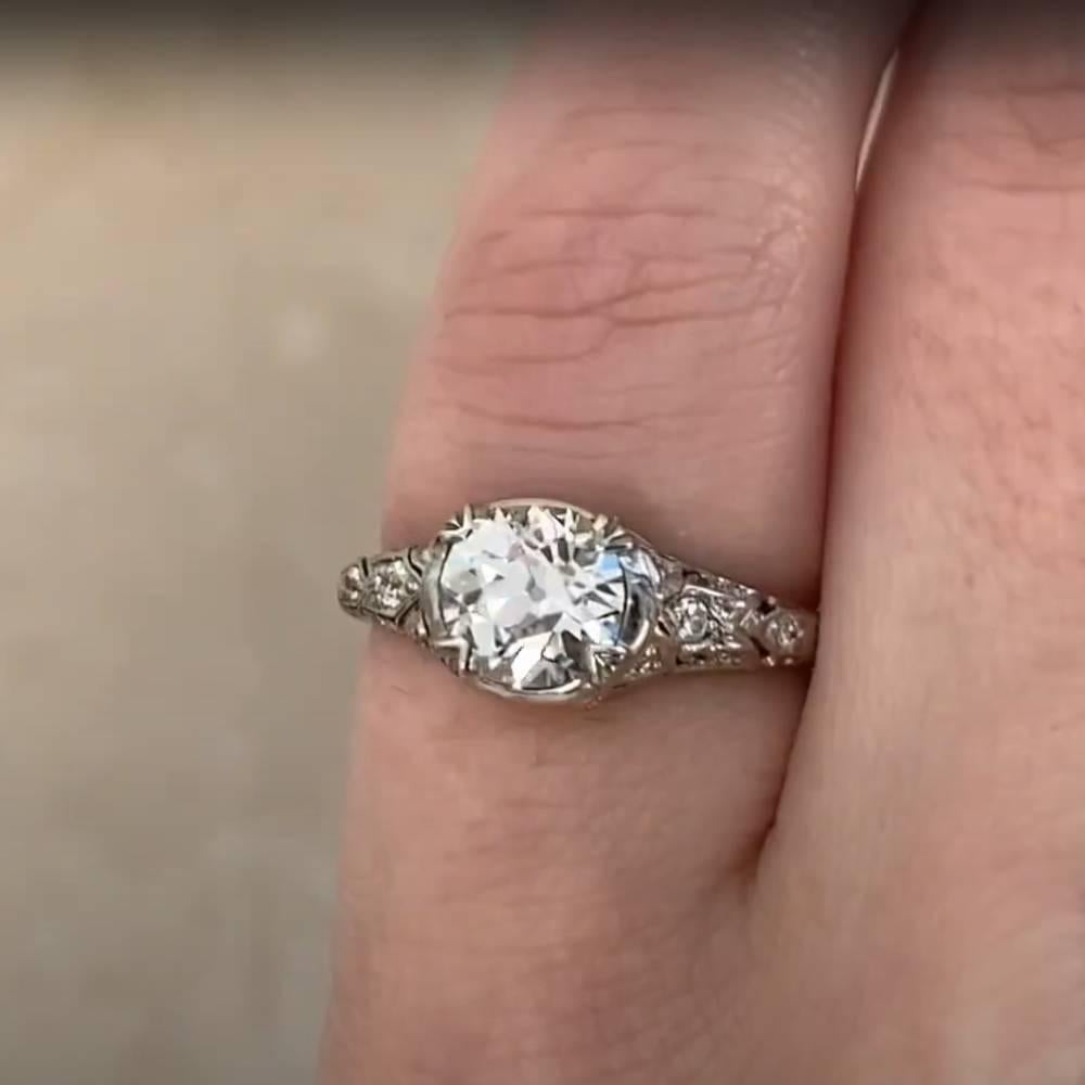 Bague en diamant ancien de taille européenne (GIA environ 1,10 carats), platine, vers 1910 Excellent état - En vente à New York, NY