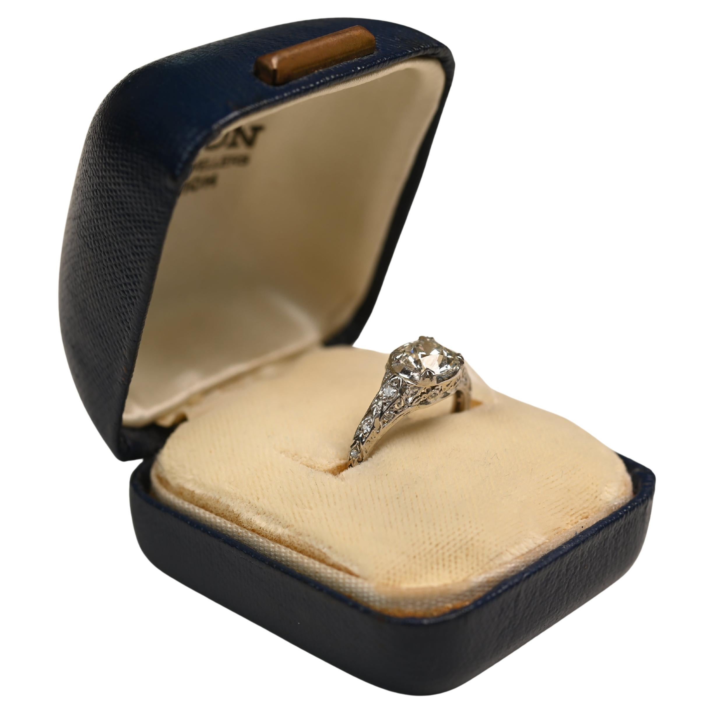 Bague en diamant ancien de taille européenne (GIA environ 1,10 carats), platine, vers 1910