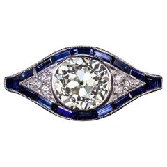 Old European Cut Diamond Set at the Center of an Elegant Art Deco Ring