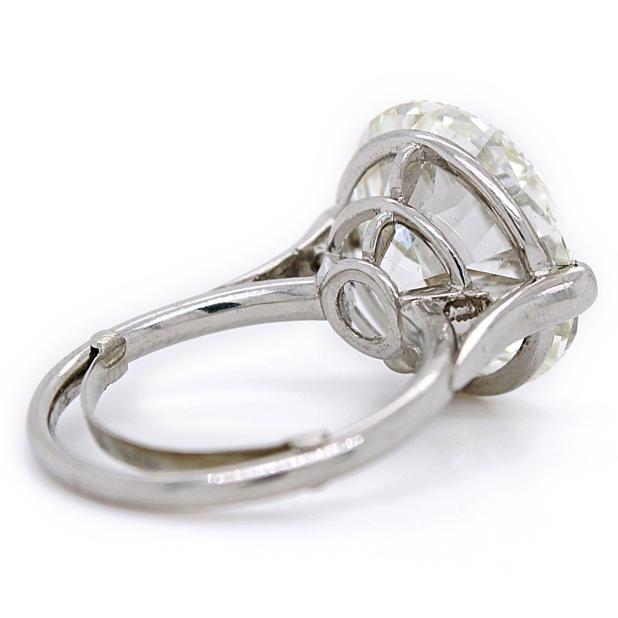 Women's Old European Cut Diamond Solitaire Ring, 9.62 Carat, I-VS2, circa 1900 For Sale