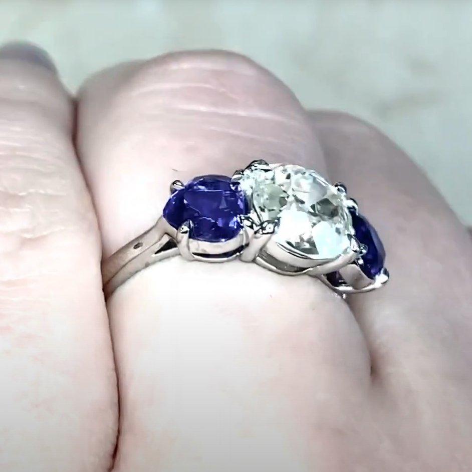 Dreisteiniger Diamantring mit alteuropäischem Schliff ( ca. 2,00 Karat), Platin (Alteuropäischer Schliff) im Angebot