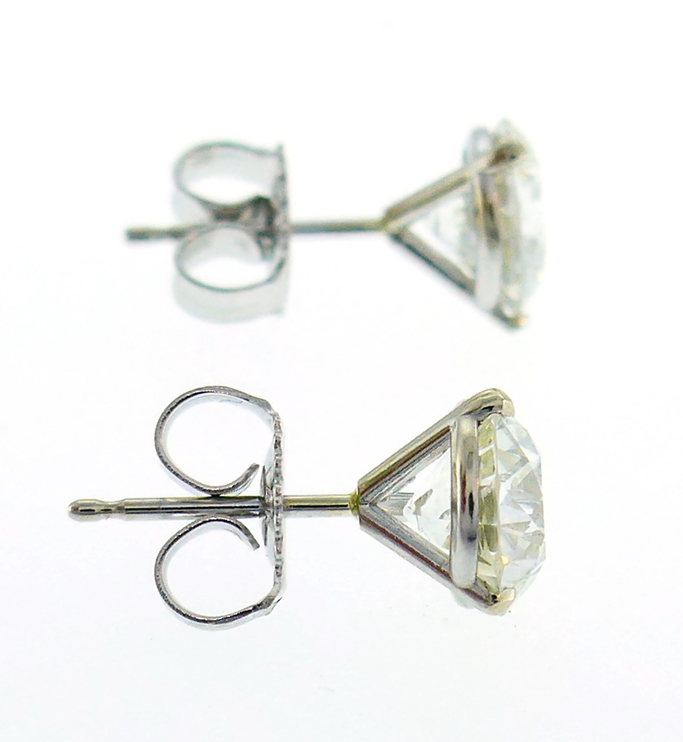 Old European Cut Diamond White Gold Stud Earrings In Excellent Condition In Beverly Hills, CA
