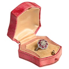 Anillo de compromiso de corte europeo antiguo. GIA 1.40ct Anillo Halo Floral Diamante Rubí L VS1