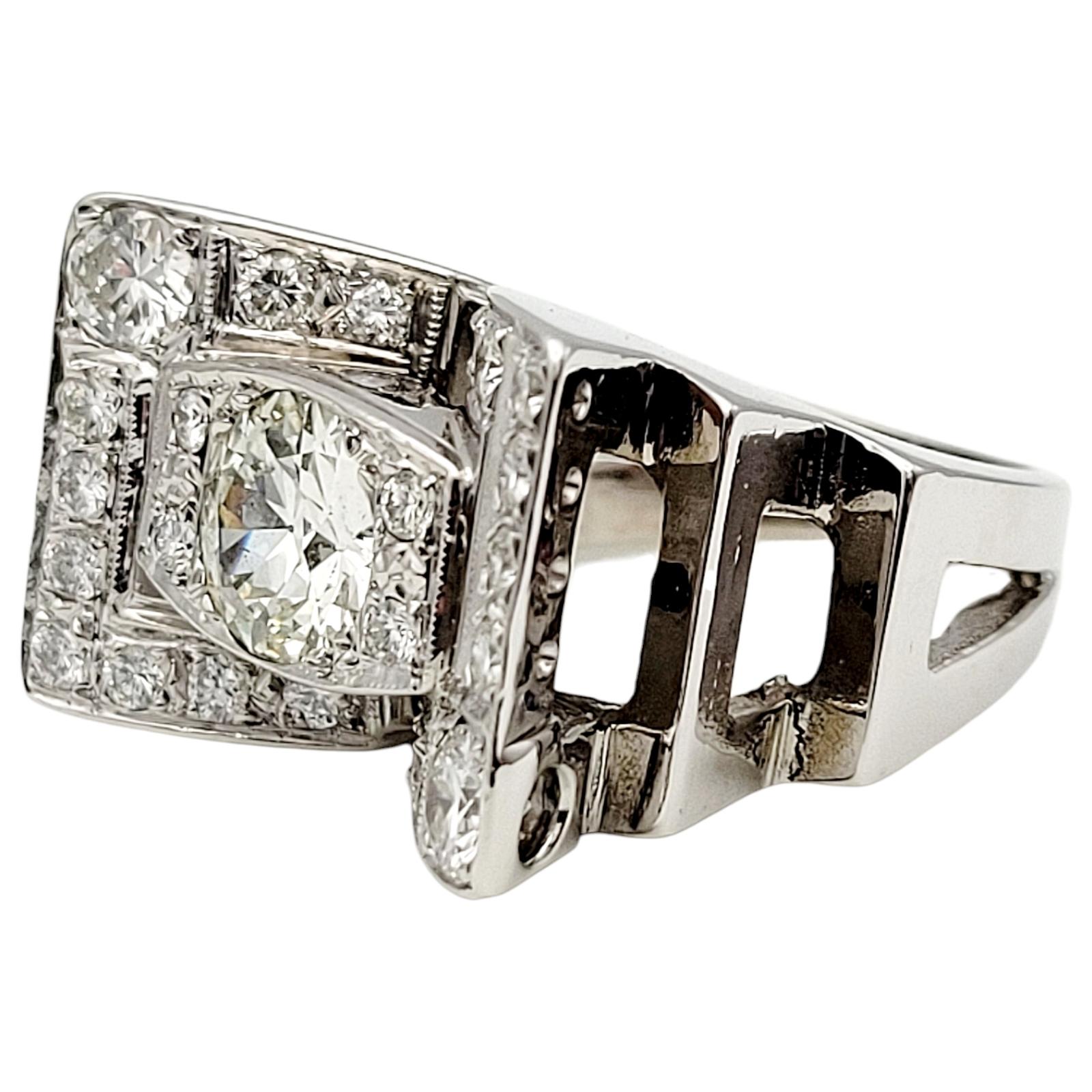 Old European Cut & Round Brilliant Diamond Cocktail Ring in 14 Karat White Gold For Sale 1