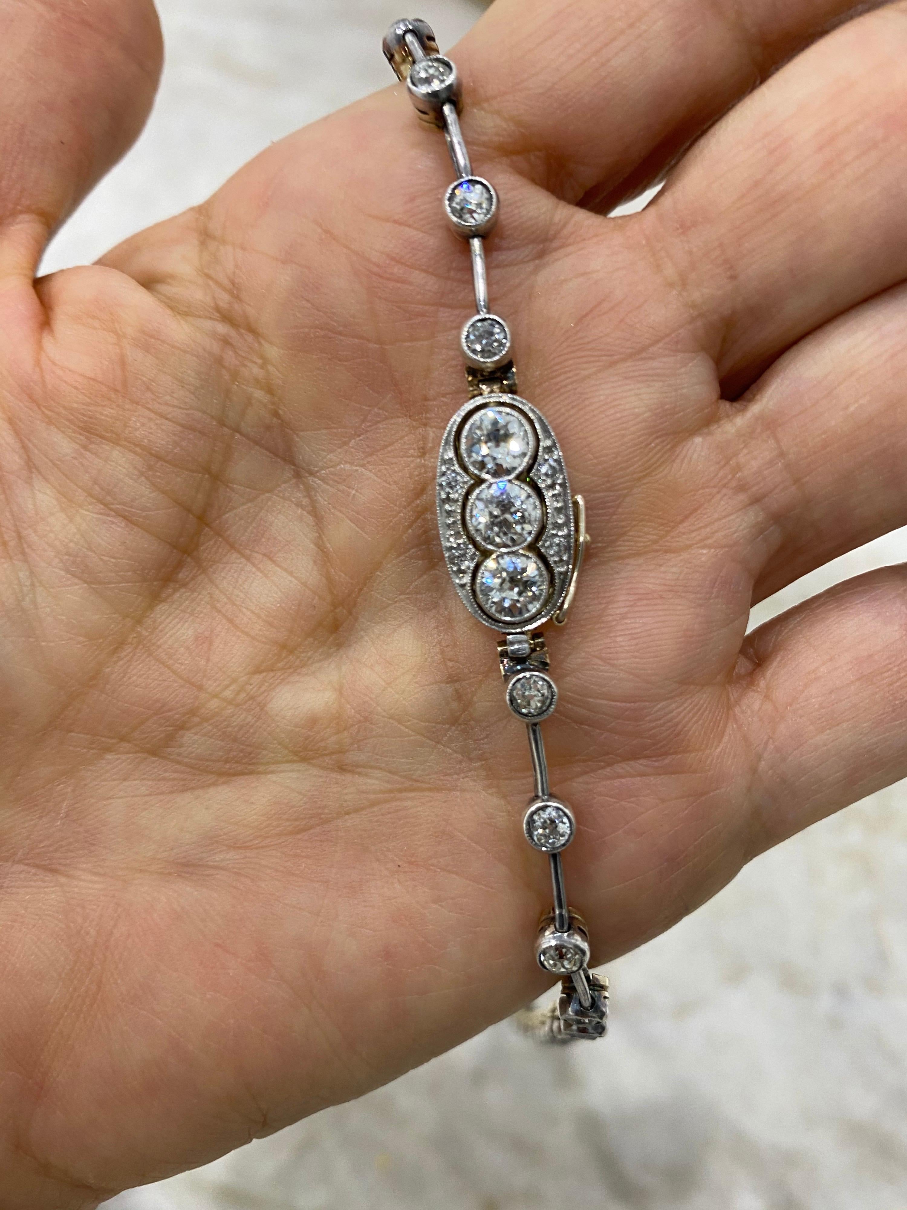 Platinum/18 Karat Old European Diamond 25 Carat Riviera Necklace 1