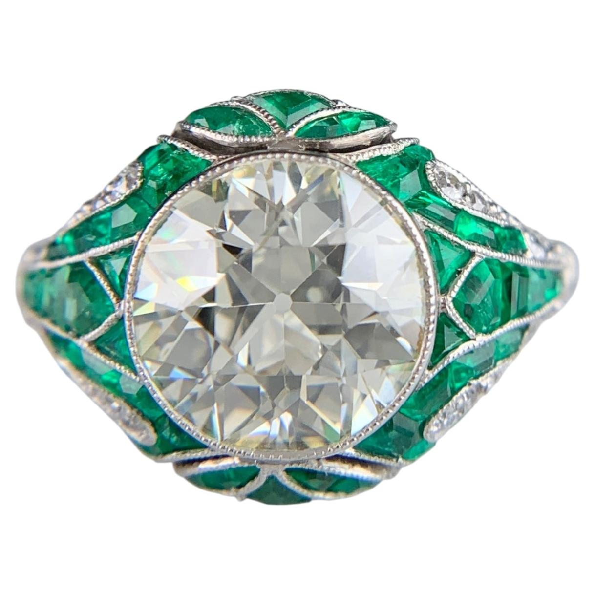 2.96 Carat Old European Diamond and Emerald Engagement Ring Platinum For Sale
