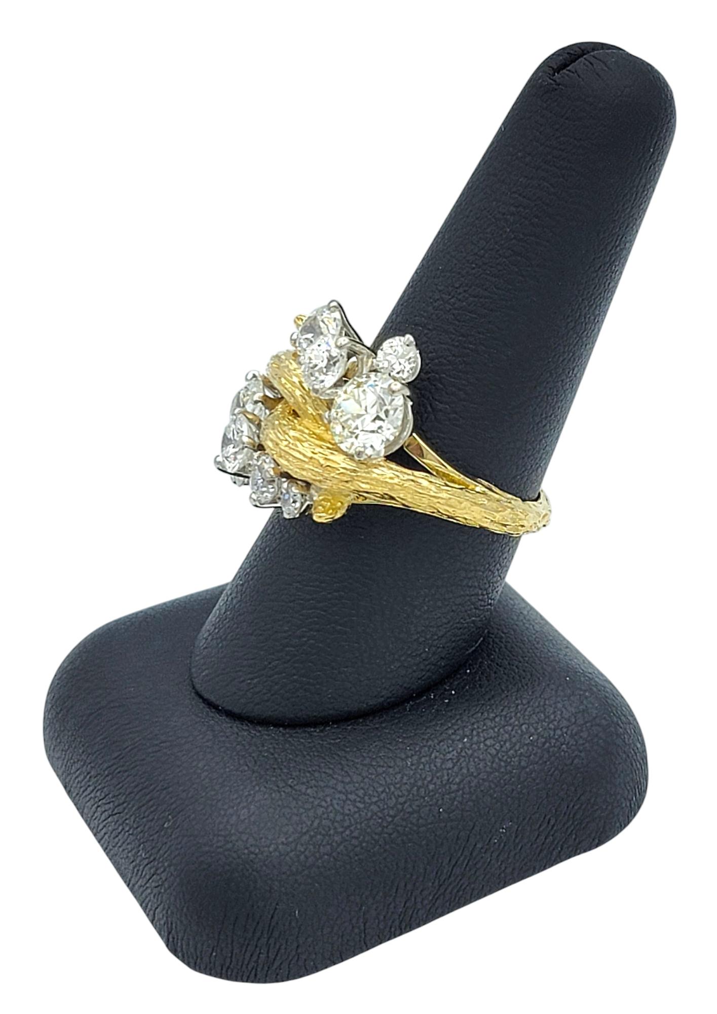 Anello da cocktail Faux Boi con cluster di diamanti europei antichi in oro 18 carati testurizzato in vendita 8