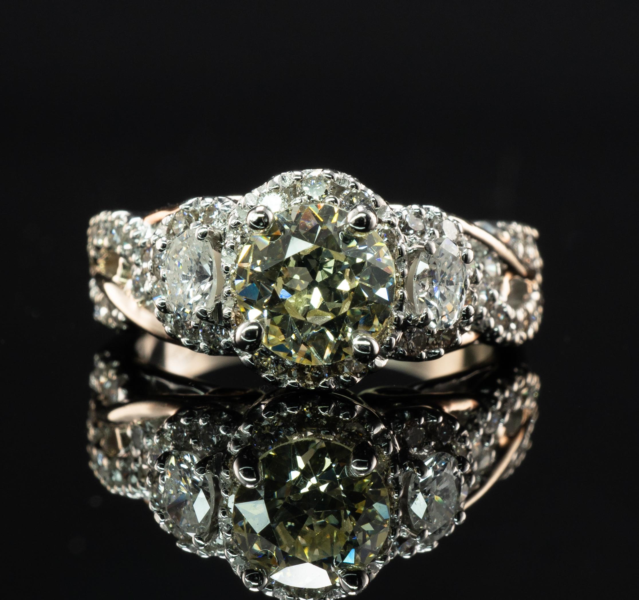 Bague de diamant européen 2.14 TDW 14K White Gold Engagement Wedding Vintage en vente 6