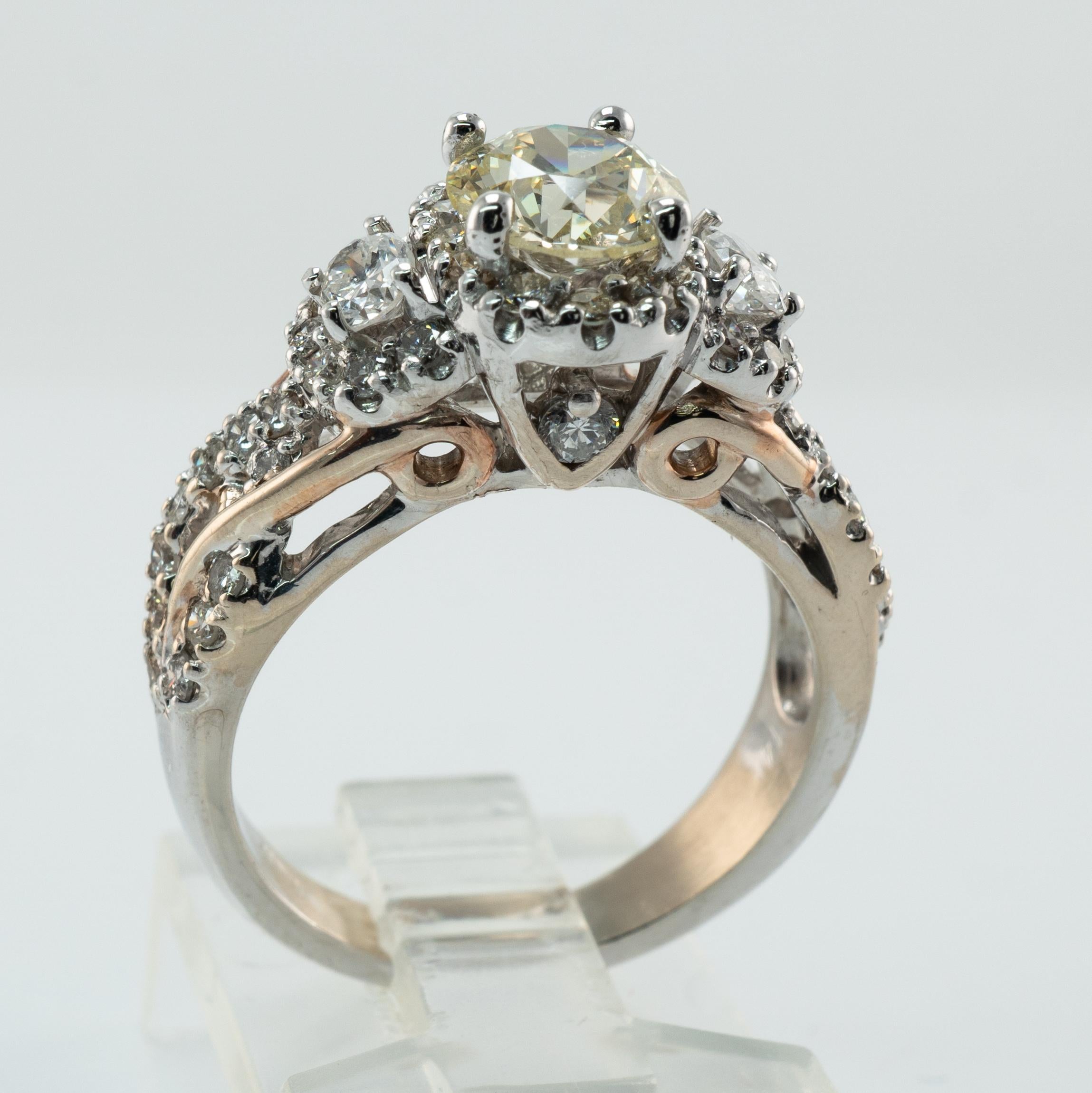 Bague de diamant européen 2.14 TDW 14K White Gold Engagement Wedding Vintage en vente 8