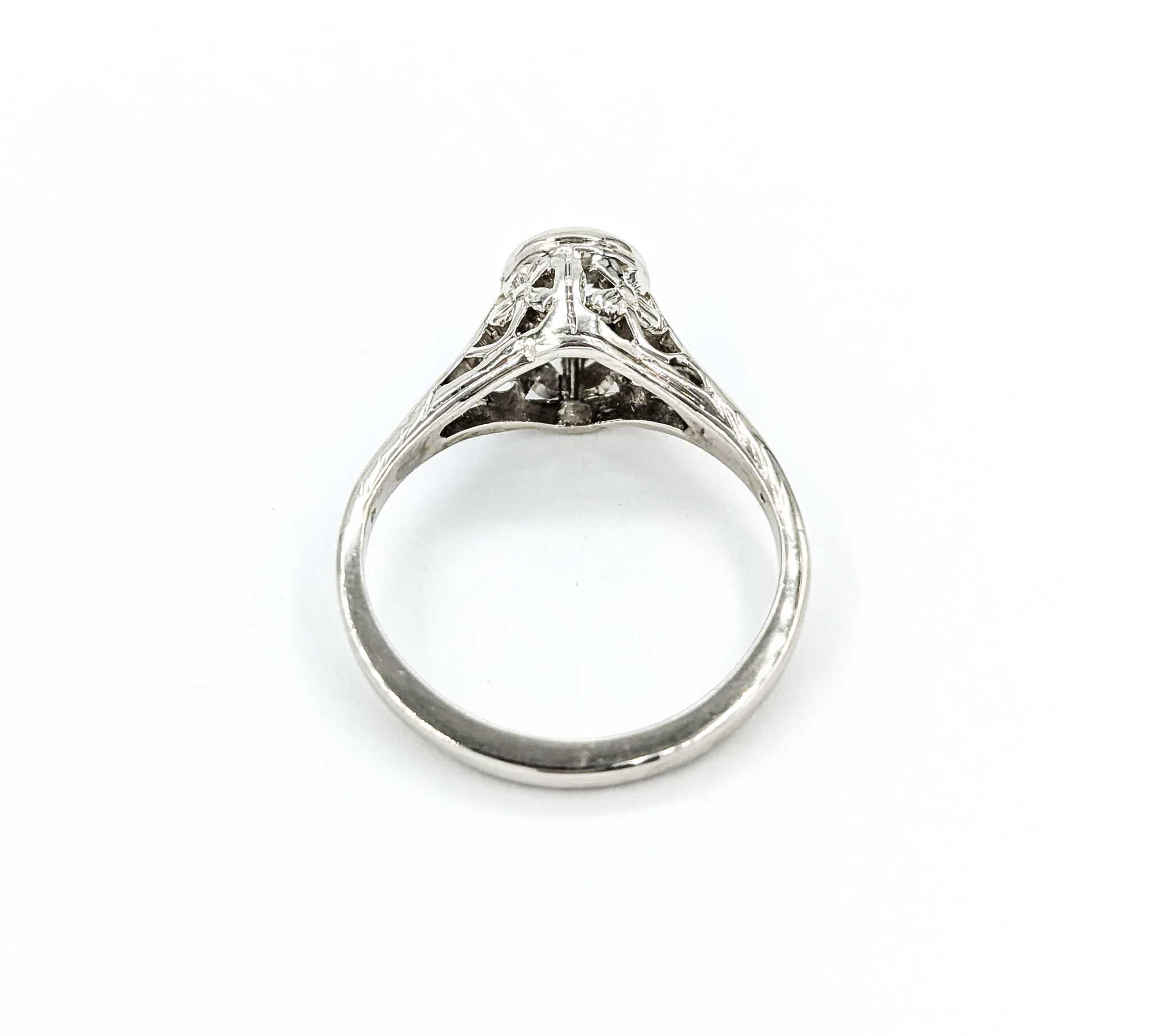 Bague européenne ancienne en or blanc 14 carats Pour femmes en vente