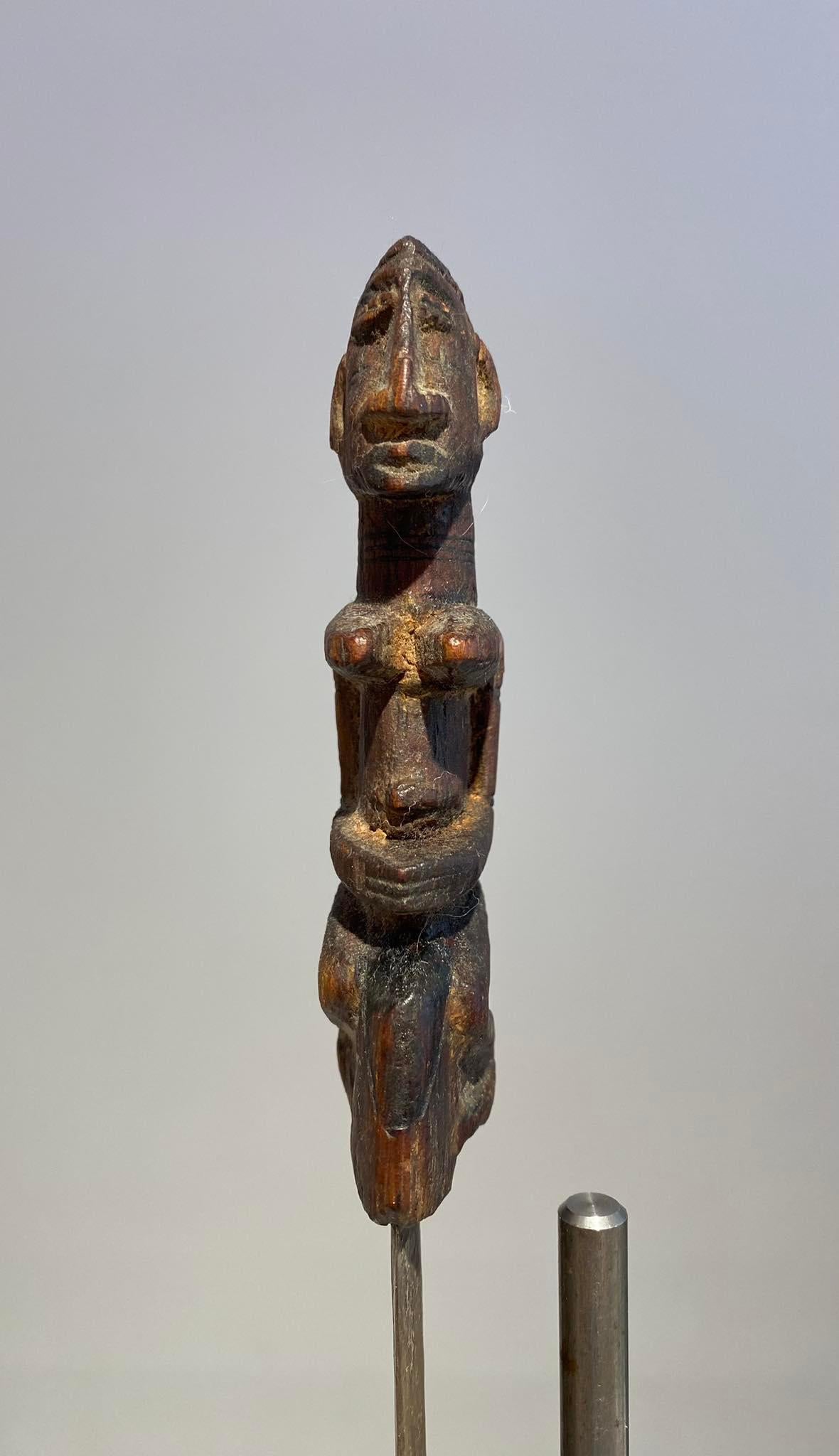 19th Century Old Exceptional Rare Knife From The Dogon Tribe Mali Bandiagara African Art 19th For Sale