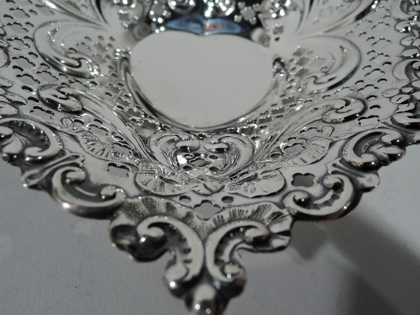 20th Century Old-Fashioned and Romantic Sterling Silver Heart Dish Bowl by Gorham