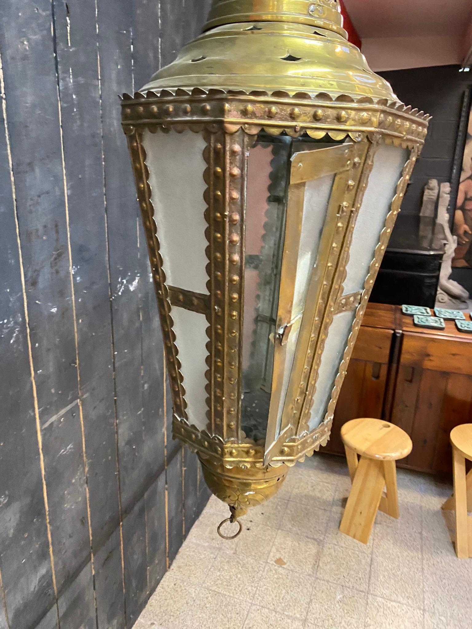 Ancienne lanterne Flemish en cuivre et verre du 18e siècle, non électrifiée en vente 10