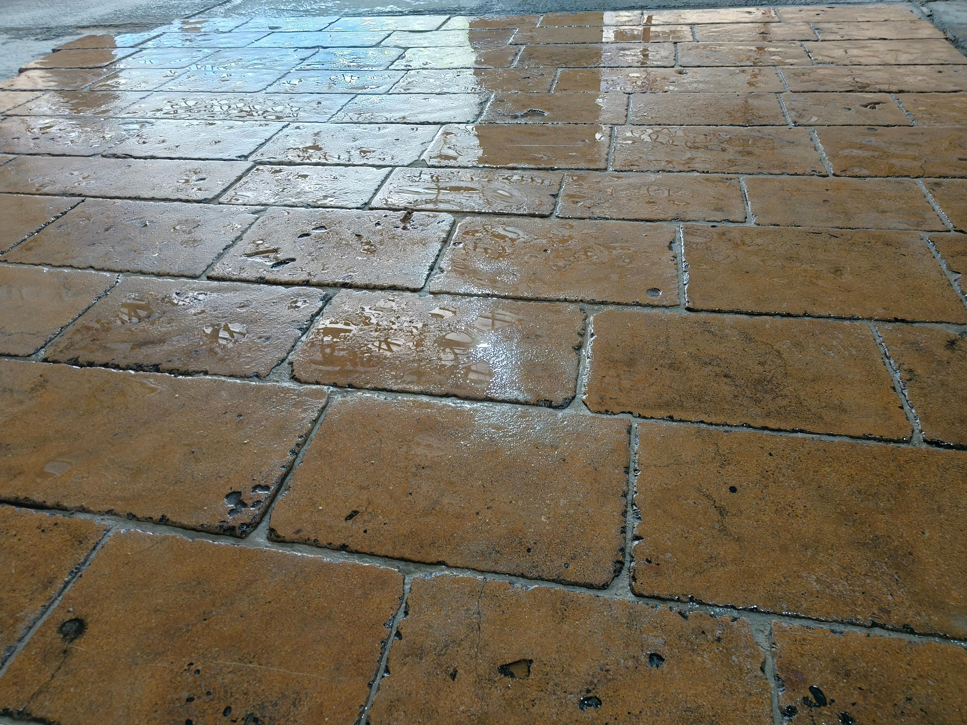 Old Flooring Antique Tile Reclaimed Limestone Vintage Salvaged Cladding Rustic For Sale 4