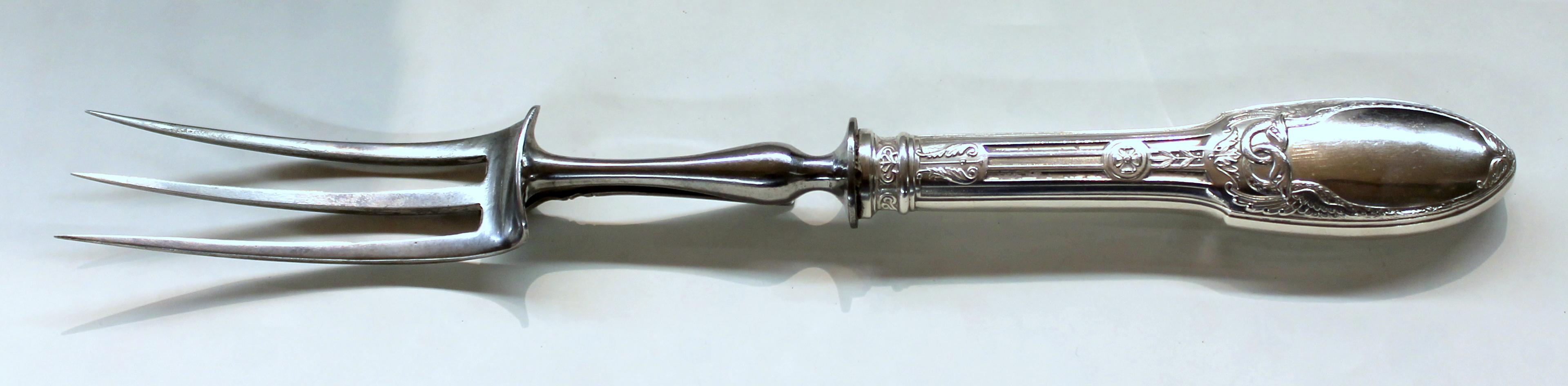 Altes französisches .950 feines Silber, neoklassisches Design, 3-teiliges Schnitzerset, Originalverpackung (20. Jahrhundert) im Angebot