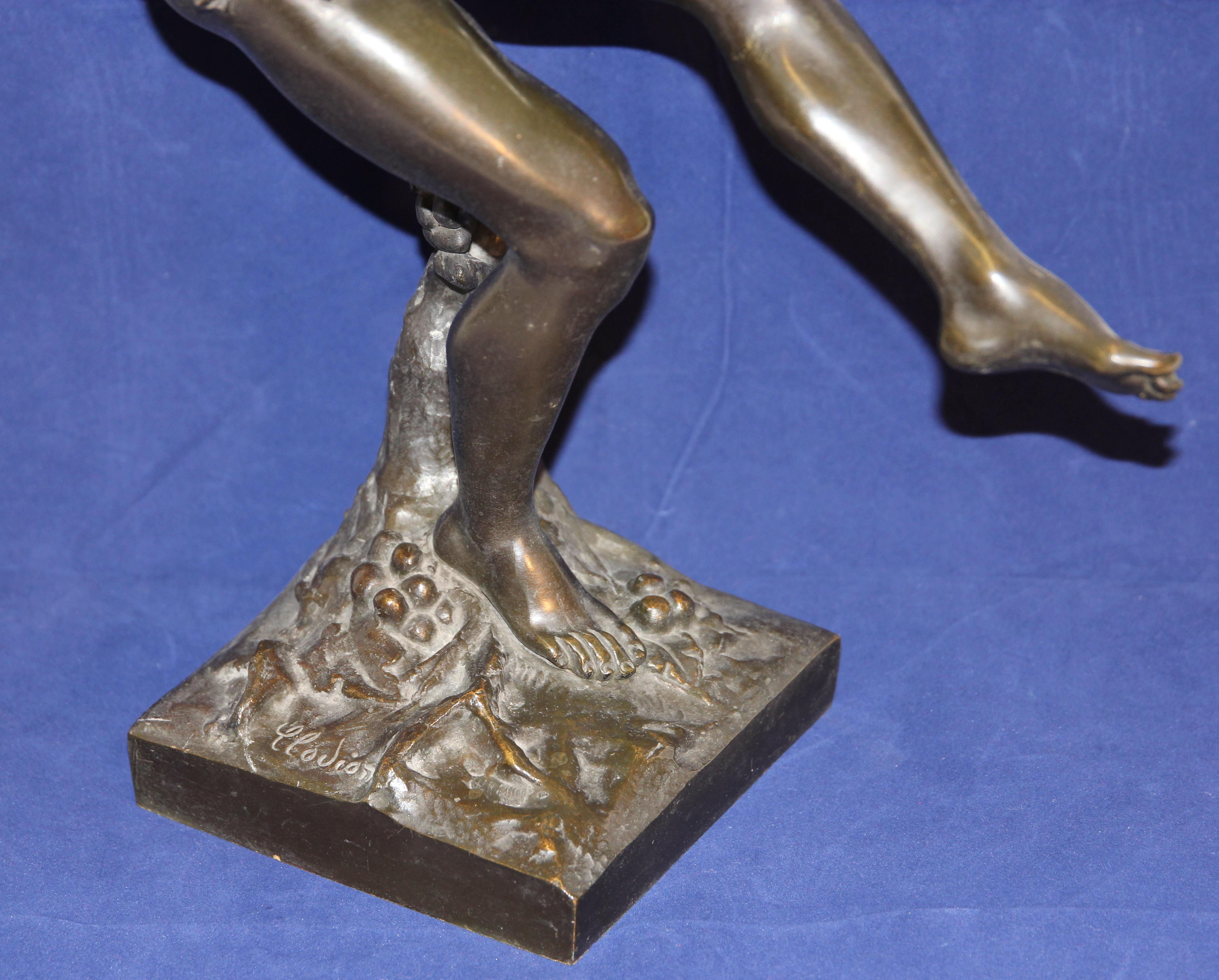 Alte französische Bronzeskulptur nach Clodion, mythisches Faun-Spiel im Angebot 1