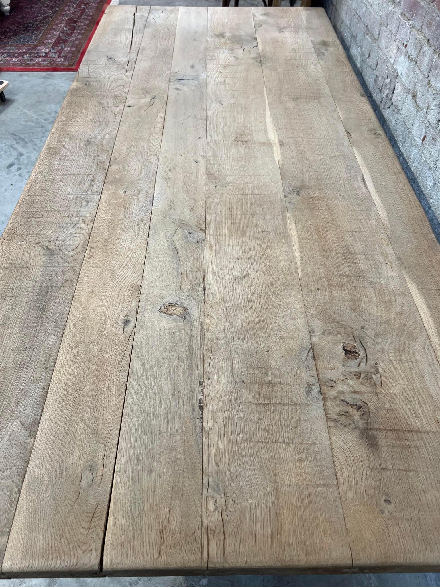 Old french farm table For Sale 1
