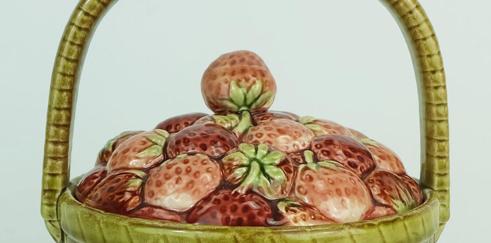 old french sarreguemines majolica JAR with lid 1920s ceramic cookie jar For Sale 2